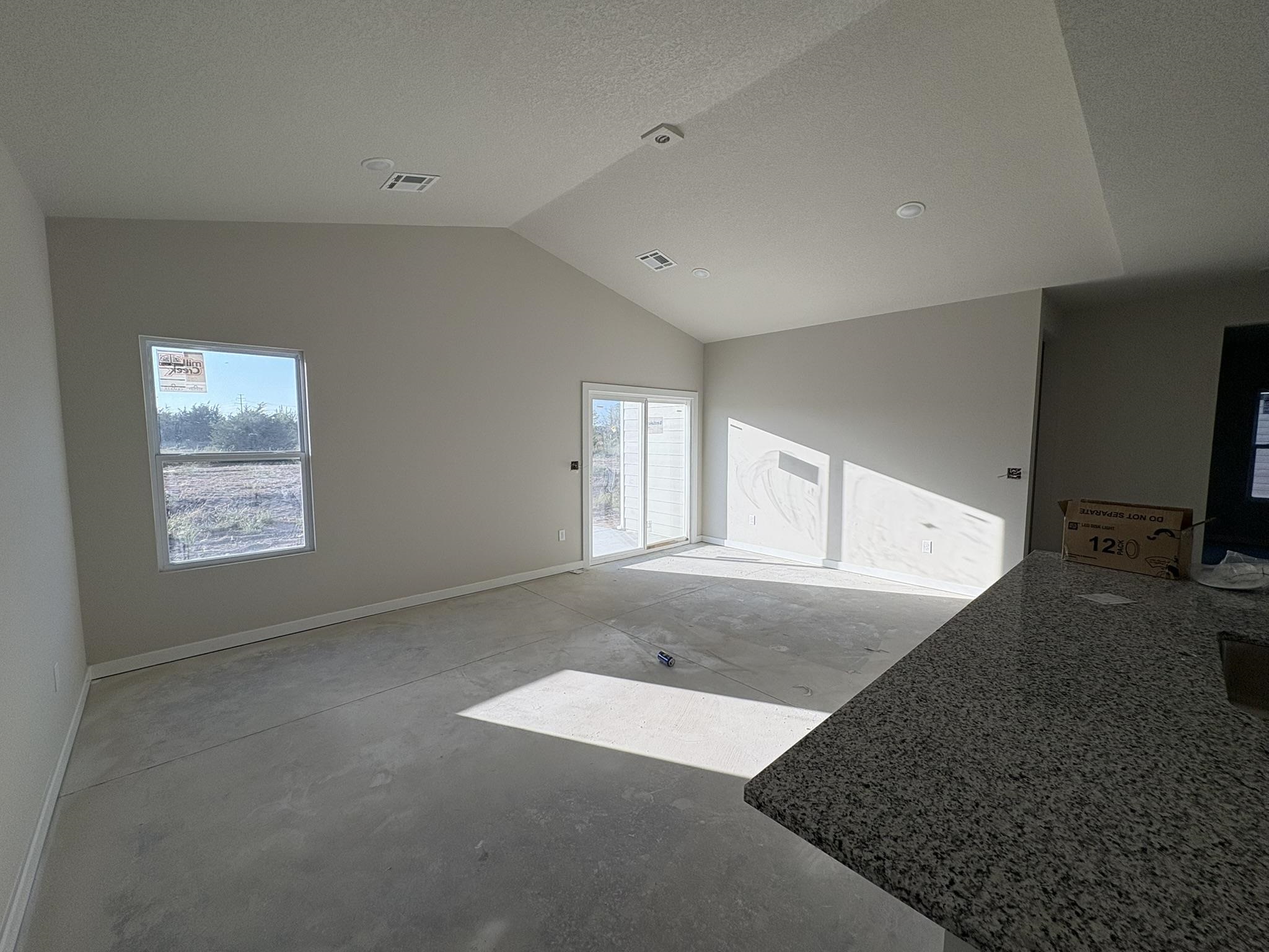 5705 Plumthicket St Property Photo 5