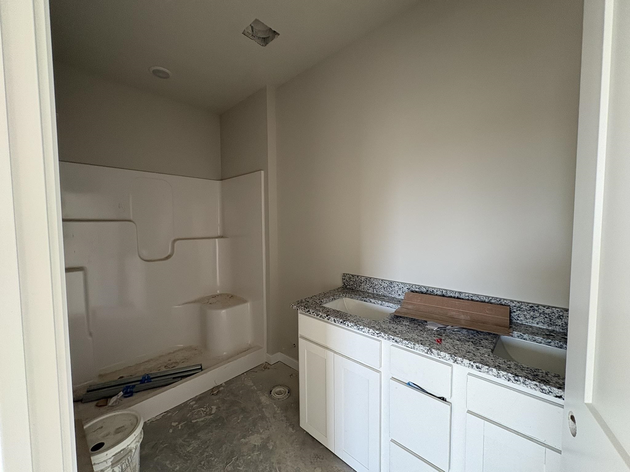 5705 Plumthicket St Property Photo 11