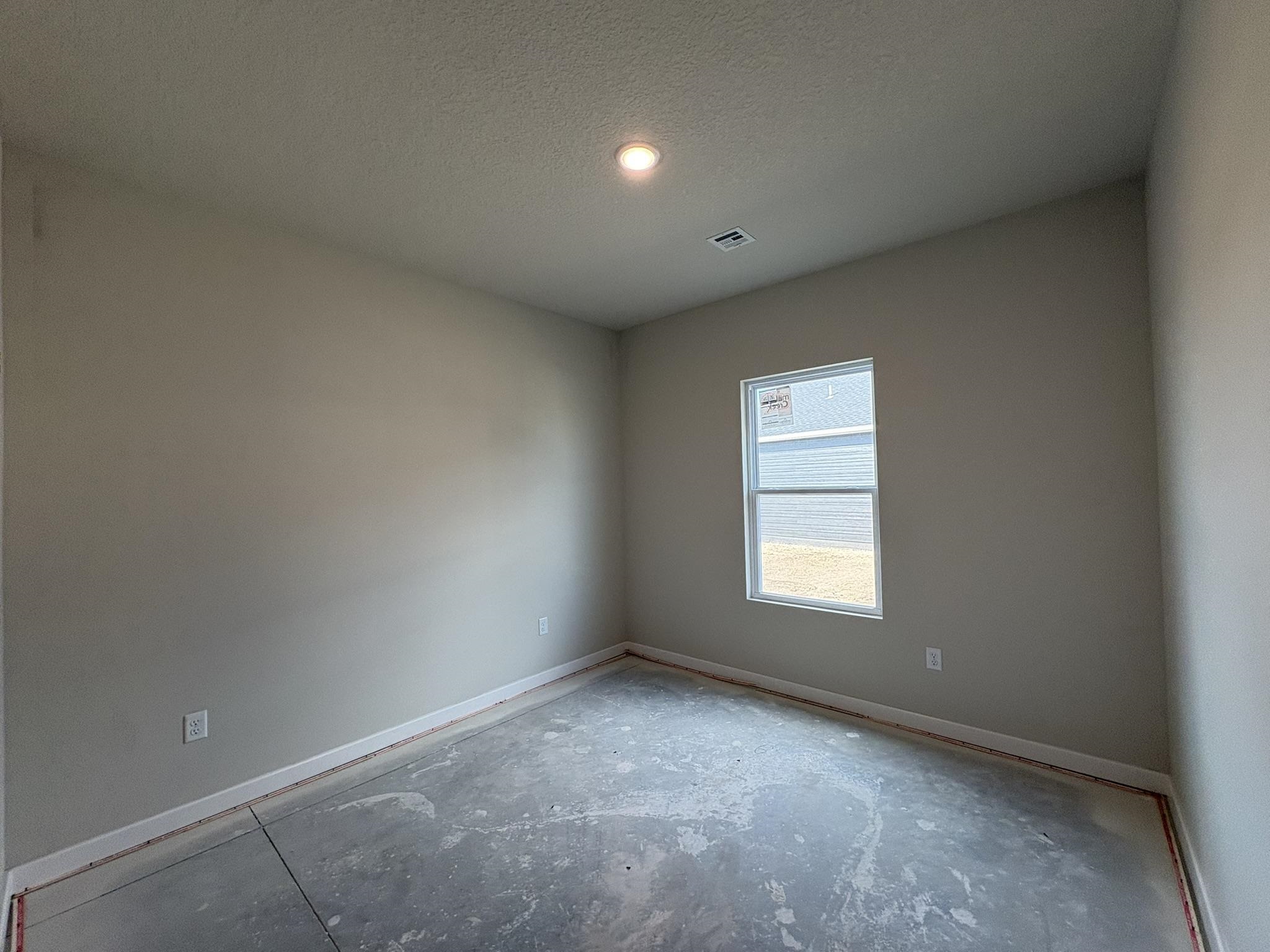 5705 Plumthicket St Property Photo 13