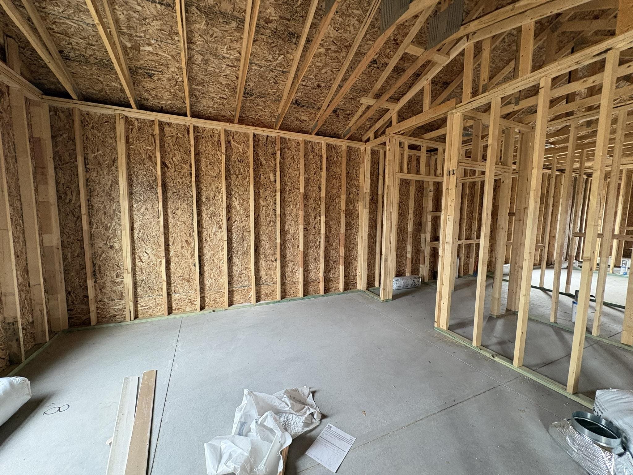 5713 Plumthicket St Property Photo 3
