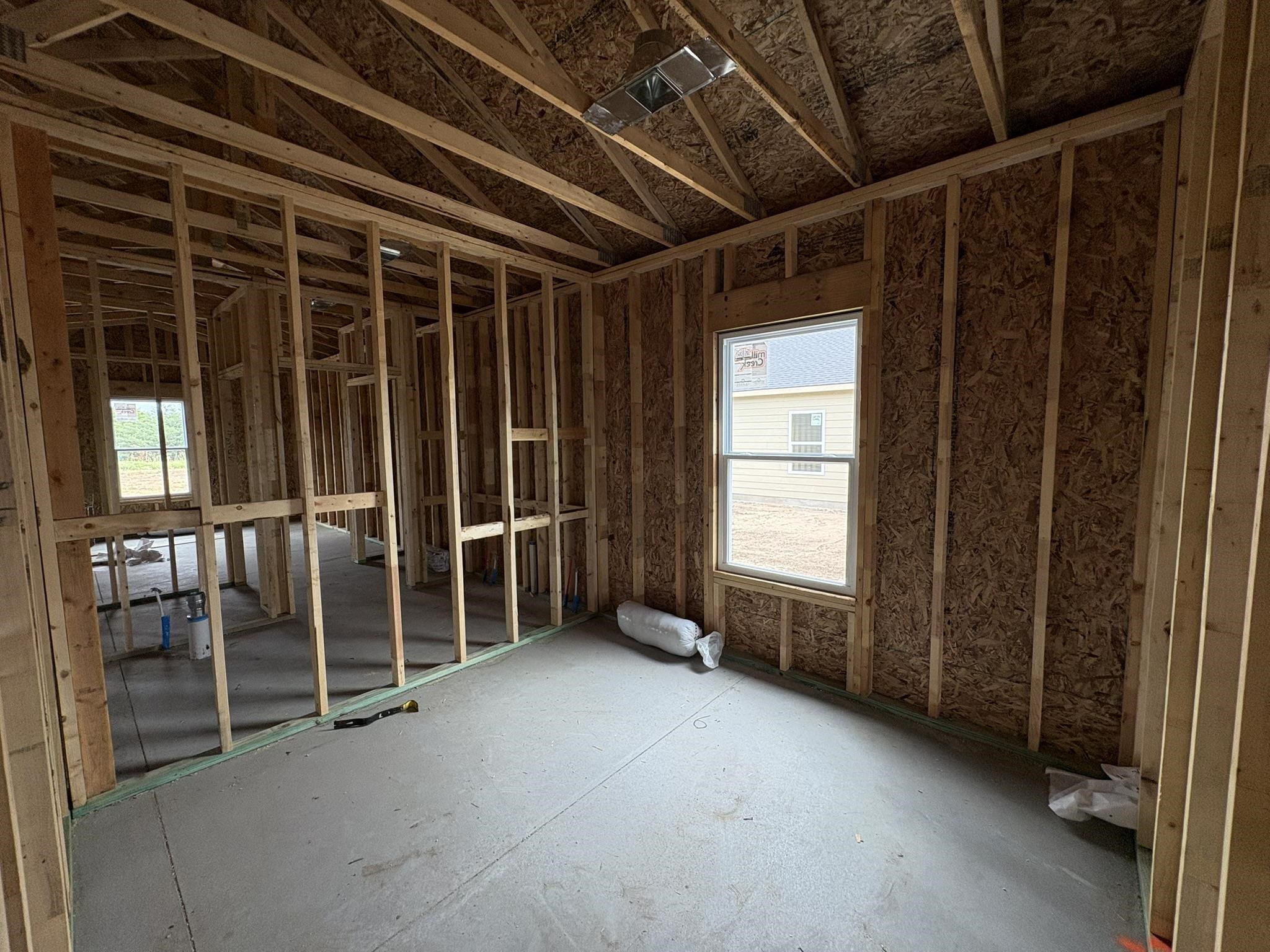 5713 Plumthicket St Property Photo 5