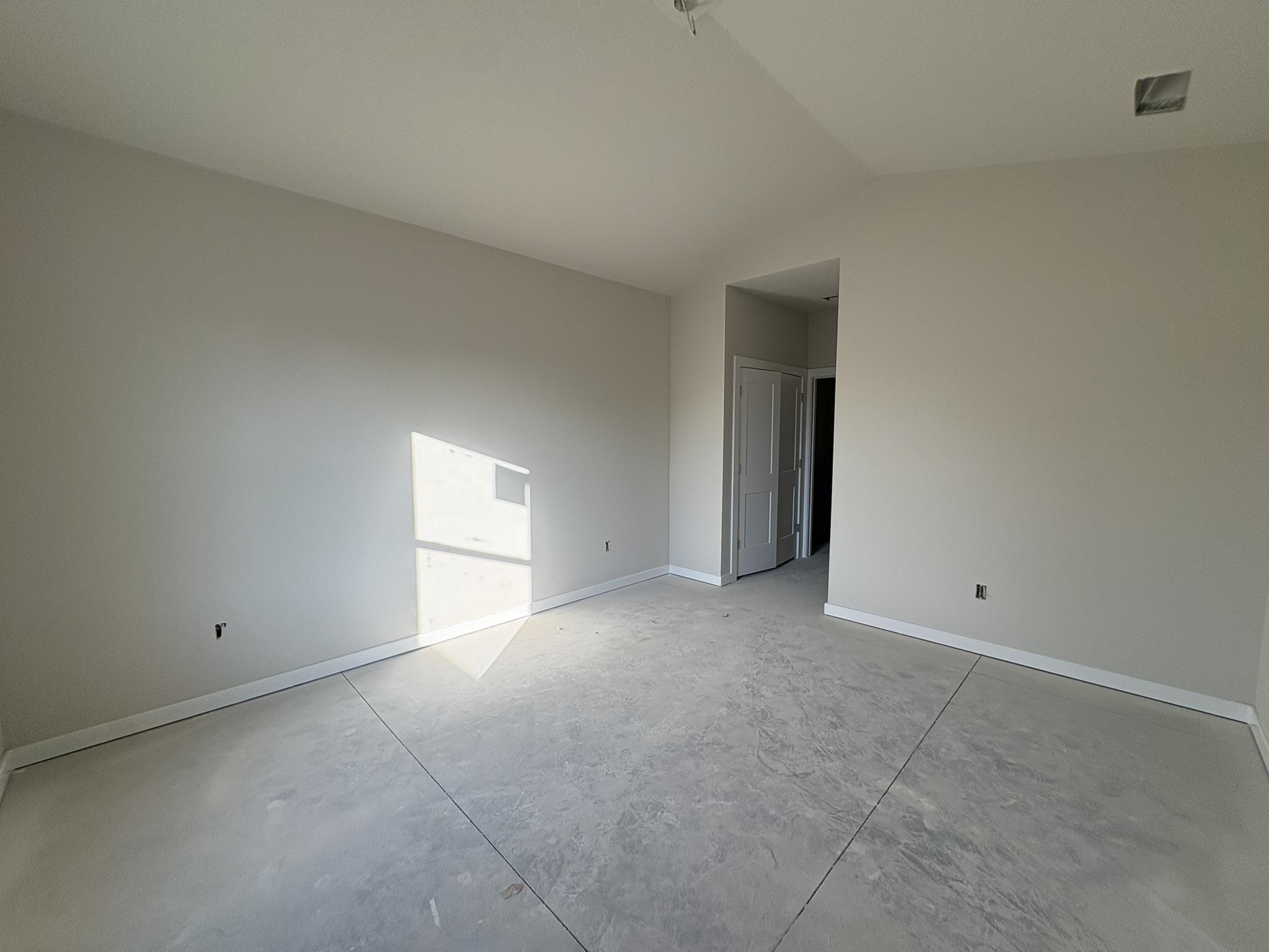 5713 Plumthicket St Property Photo 8