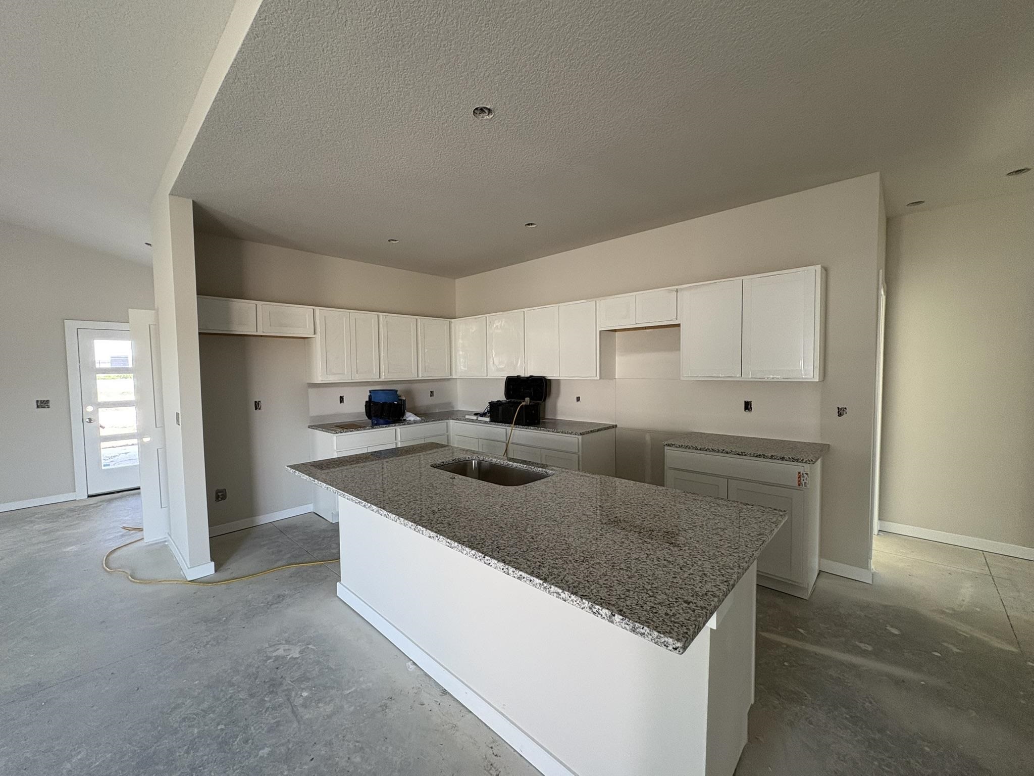 5801 Plumthicket St Property Photo 3