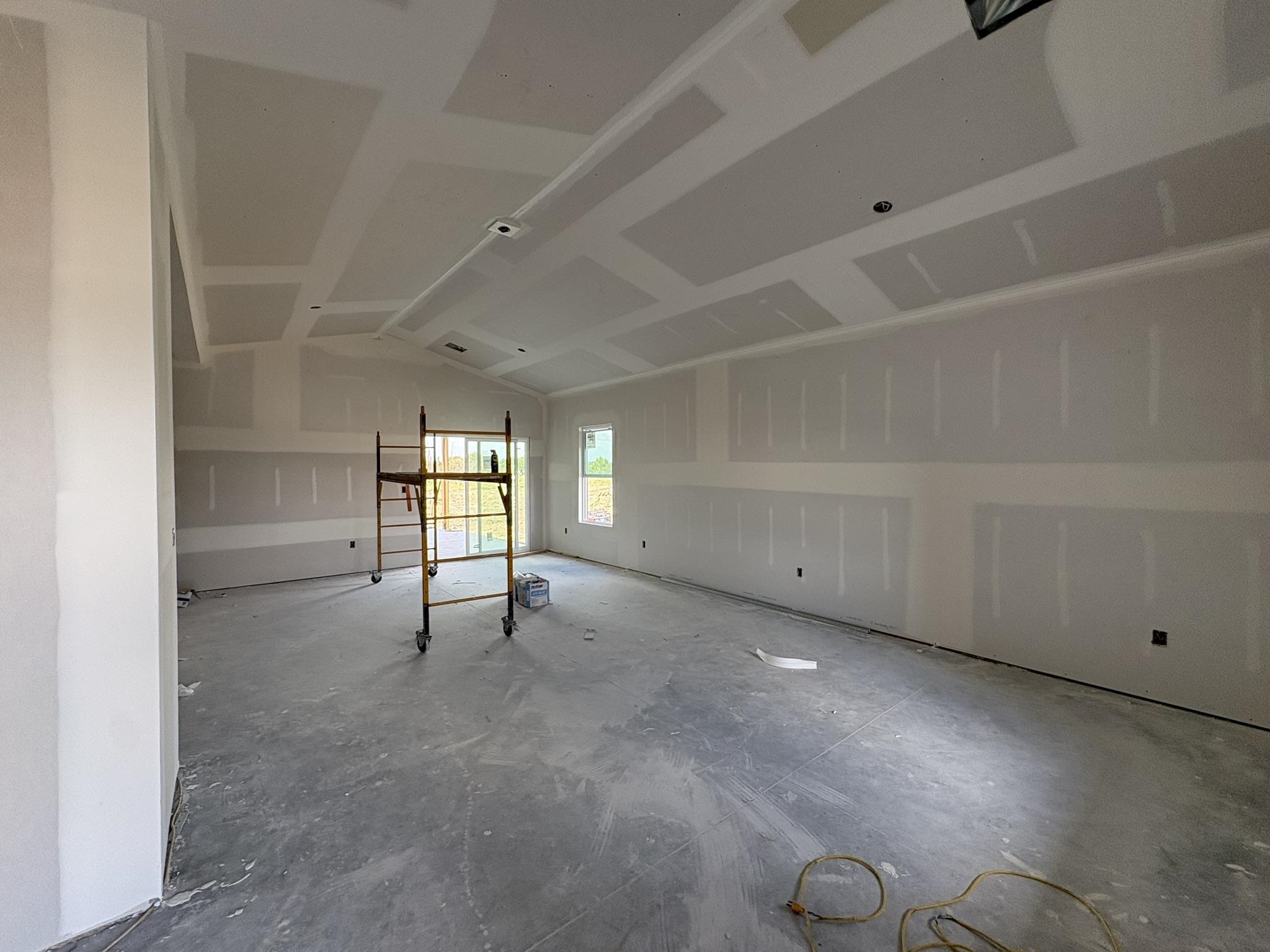 5801 Plumthicket St Property Photo 4