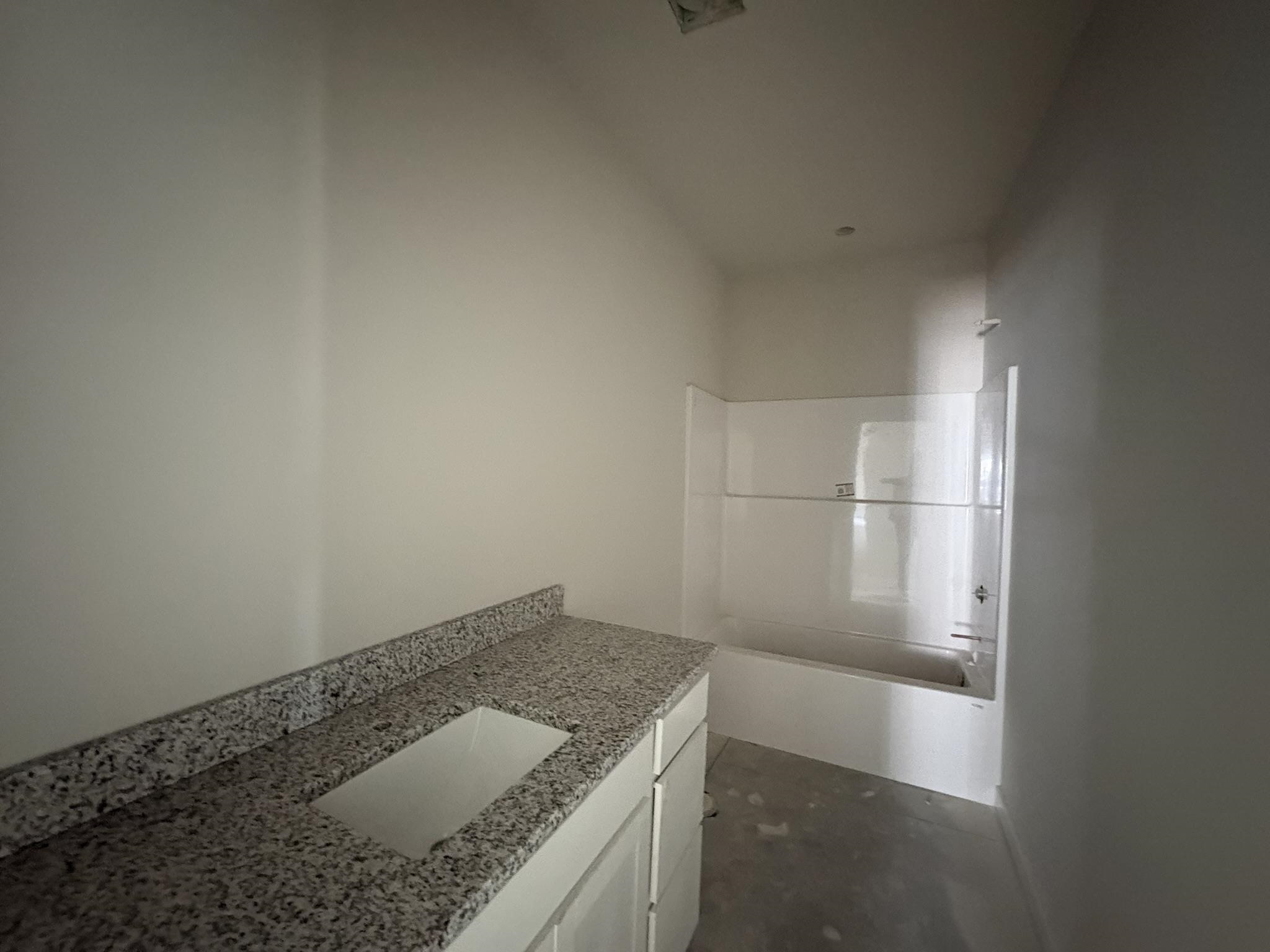 5801 Plumthicket St Property Photo 8