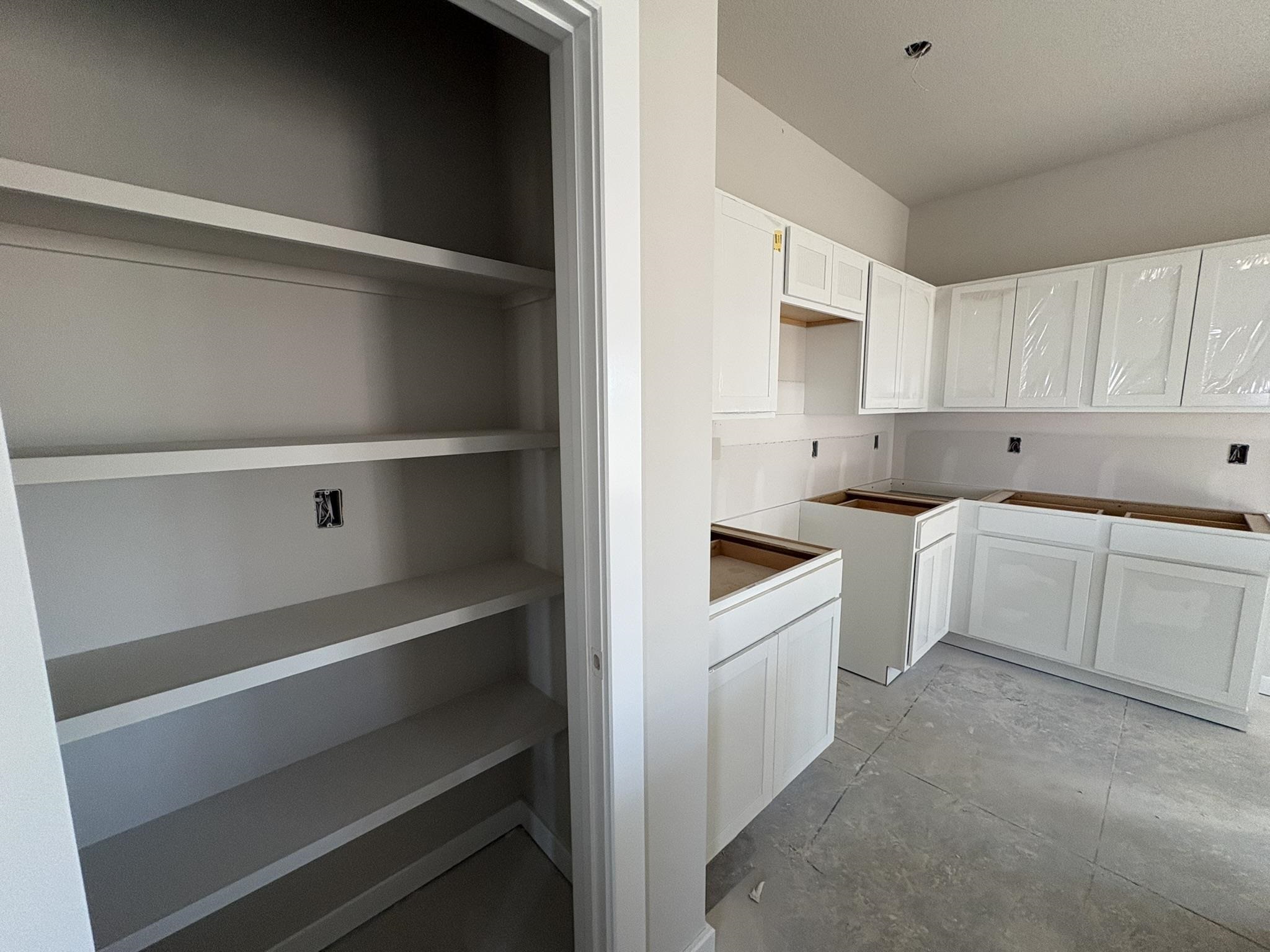 5709 Plumthicket St Property Photo 6