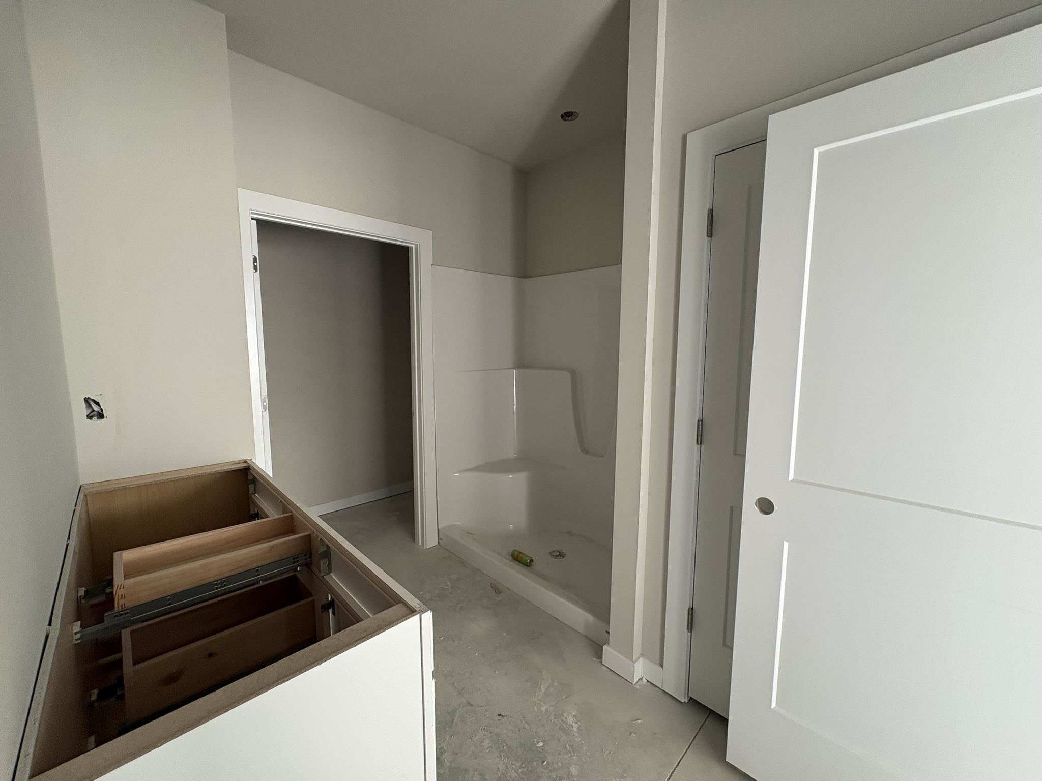 5709 Plumthicket St Property Photo 8