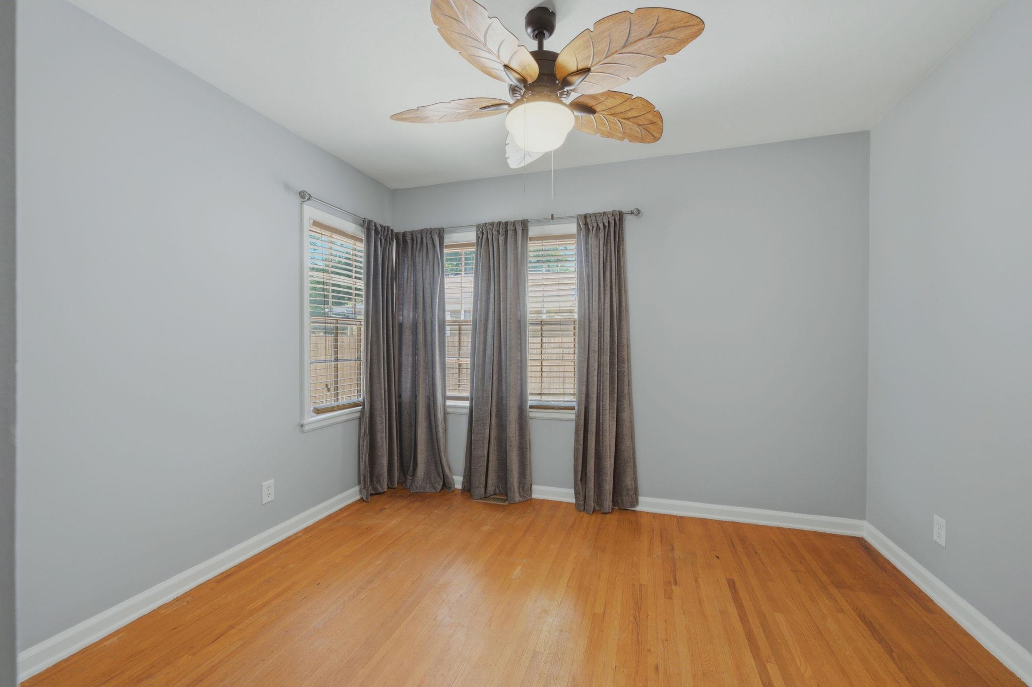 612 S Green St Property Photo 12