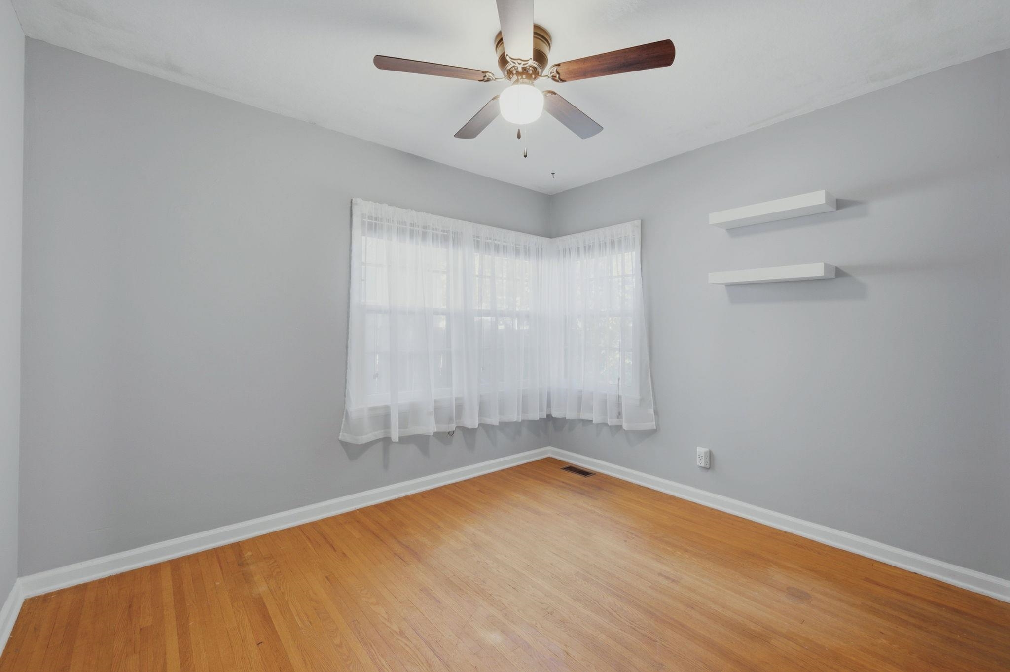 612 S Green St Property Photo 14