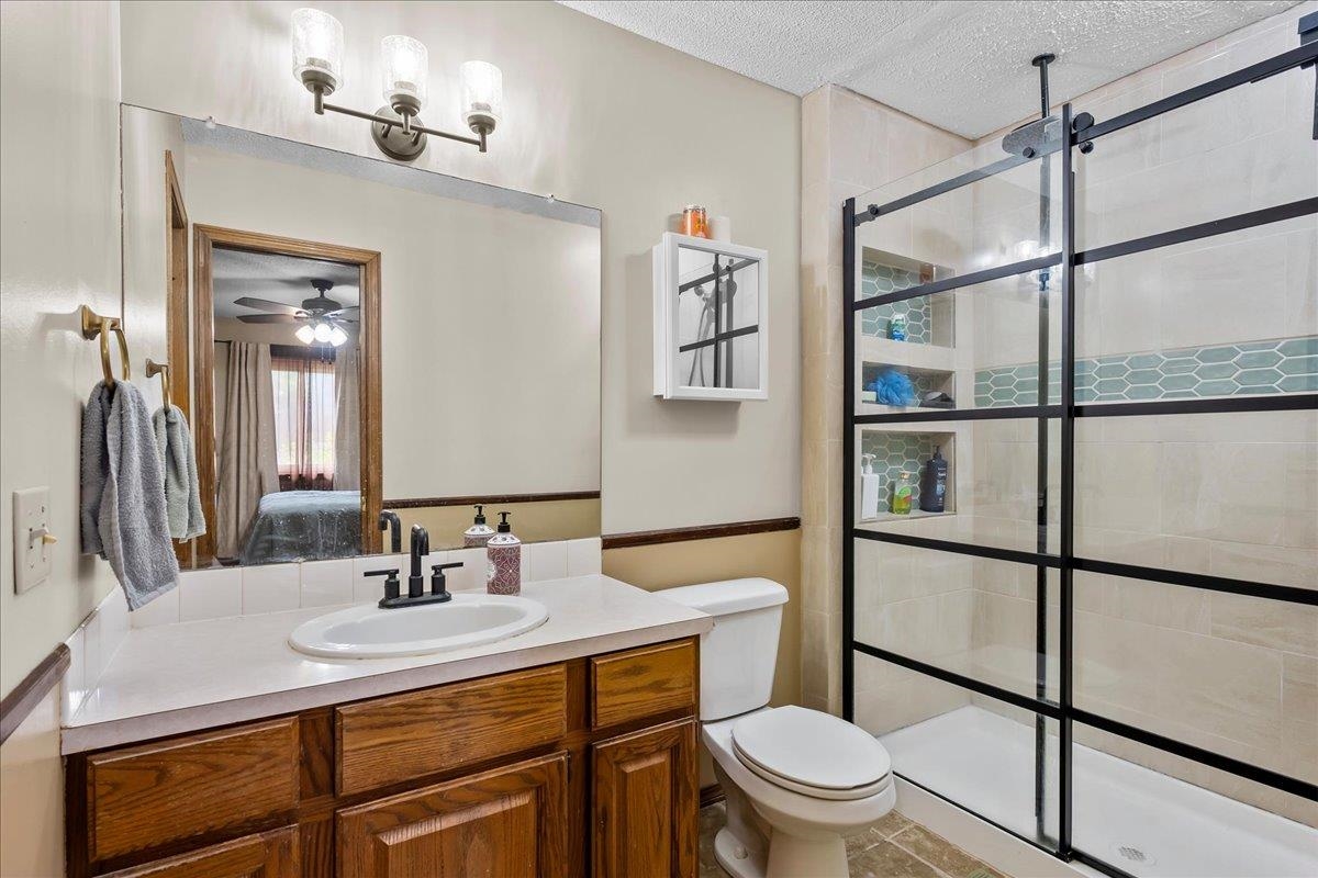 6645 W Oneil Ct Property Photo 9
