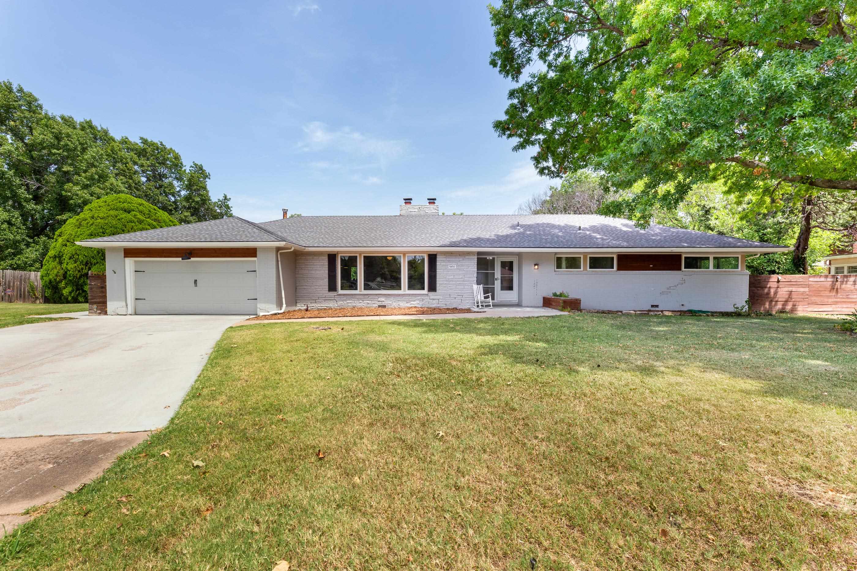 5650 E Coe Dr Property Photo 1