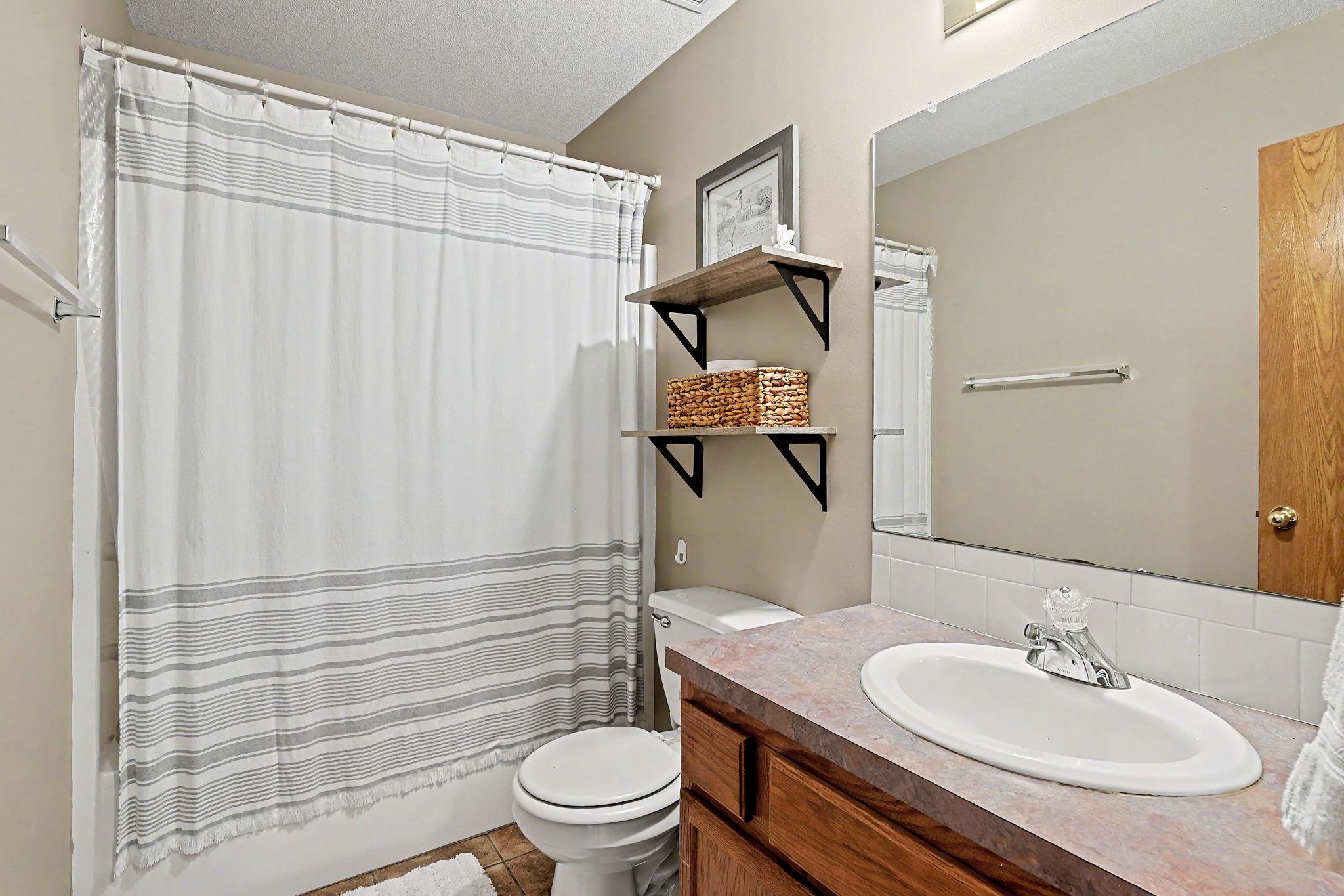 4805 E Pembrook Property Photo 17