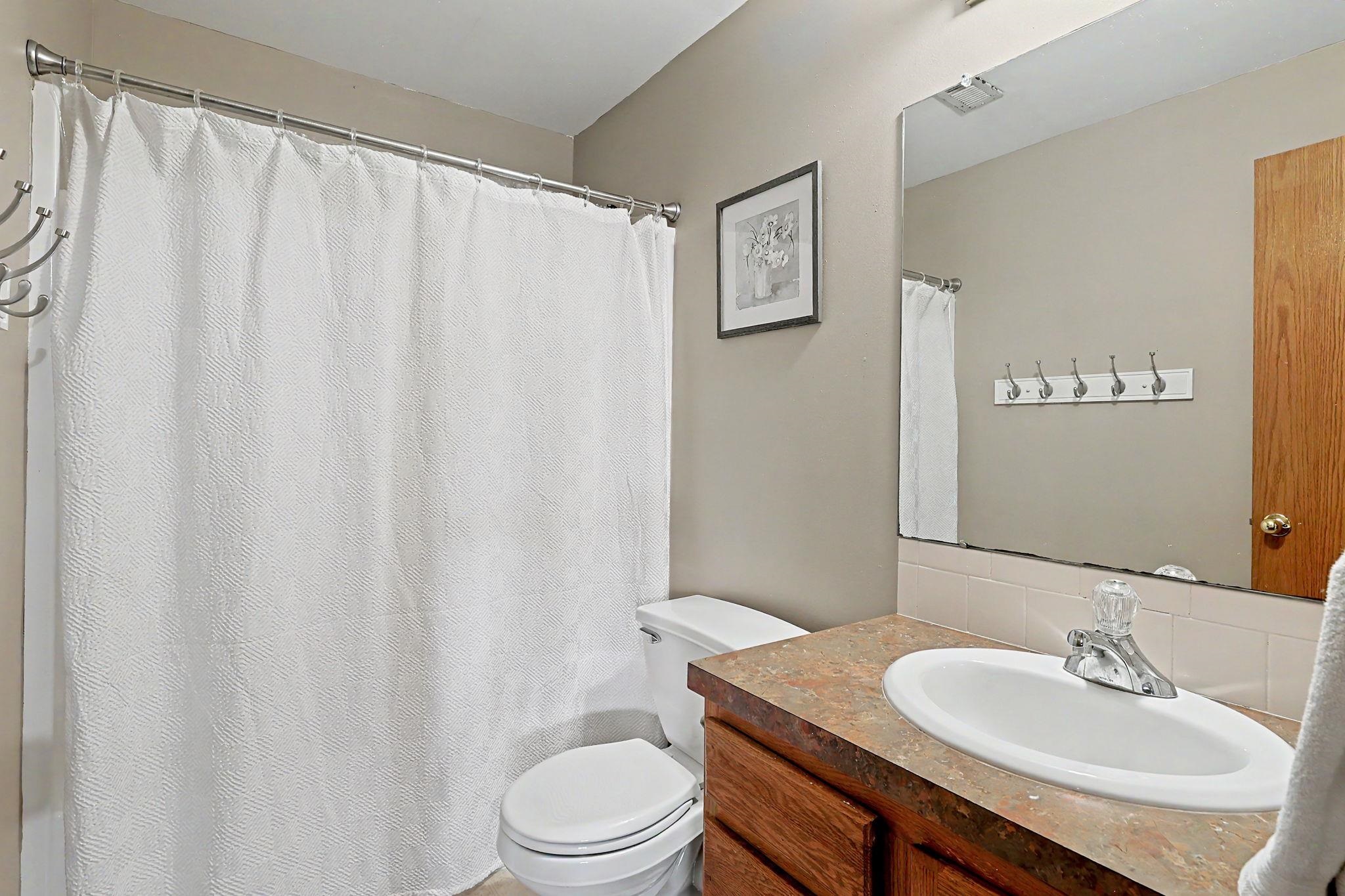 4805 E Pembrook Property Photo 18