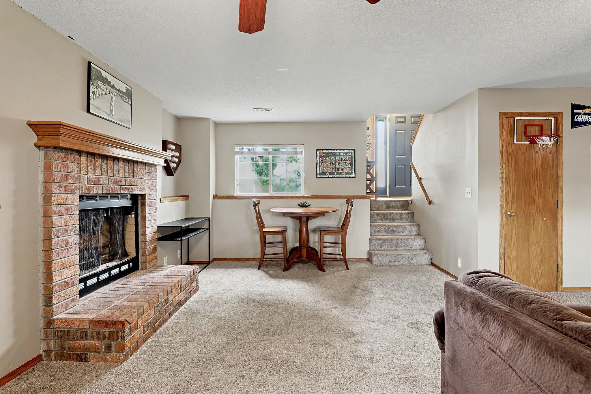 4805 E Pembrook Property Photo 22