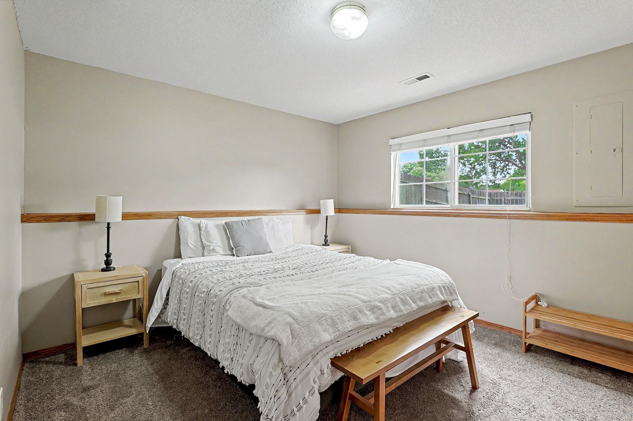 4805 E Pembrook Property Photo 30