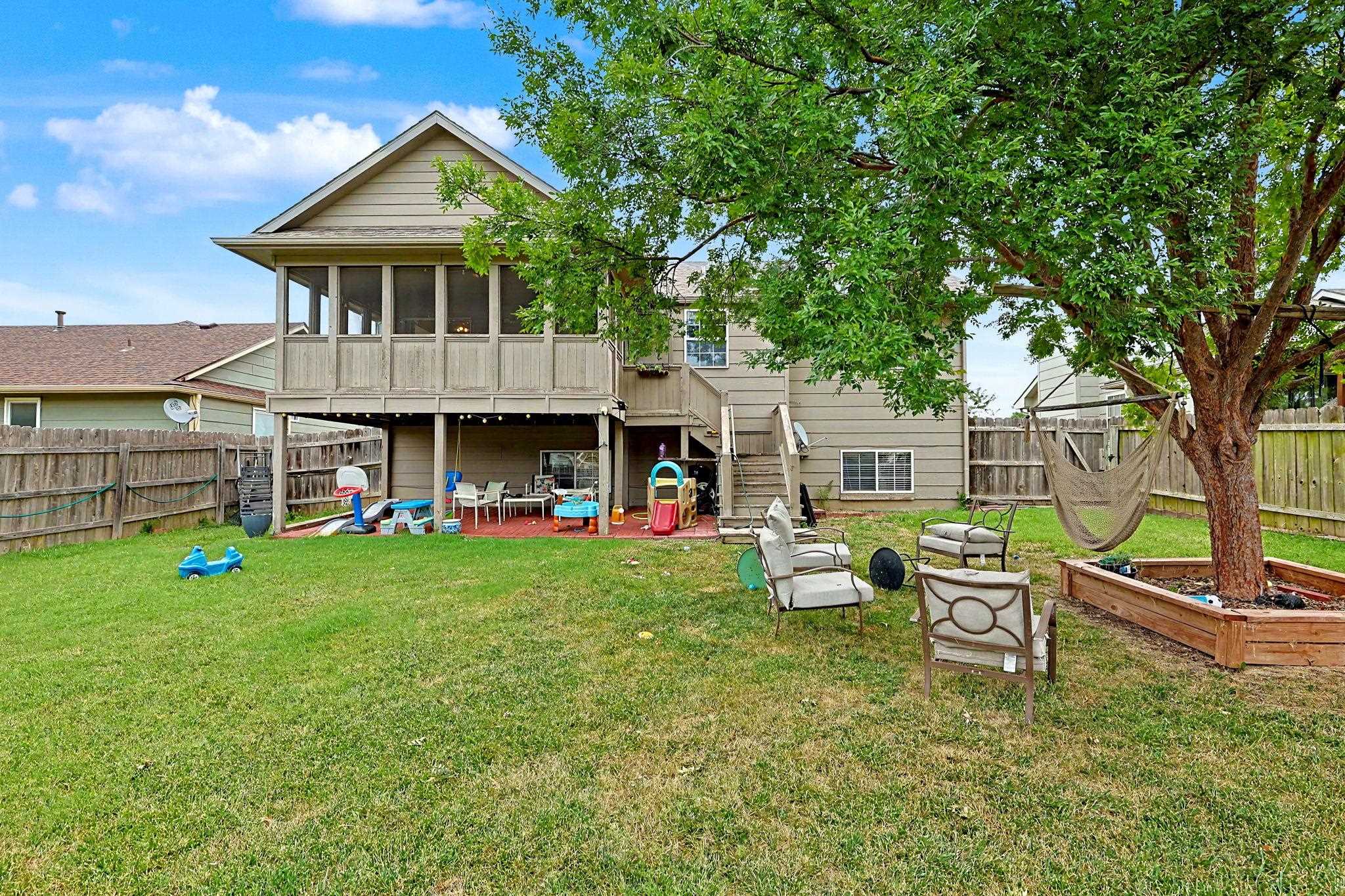 4805 E Pembrook Property Photo 35