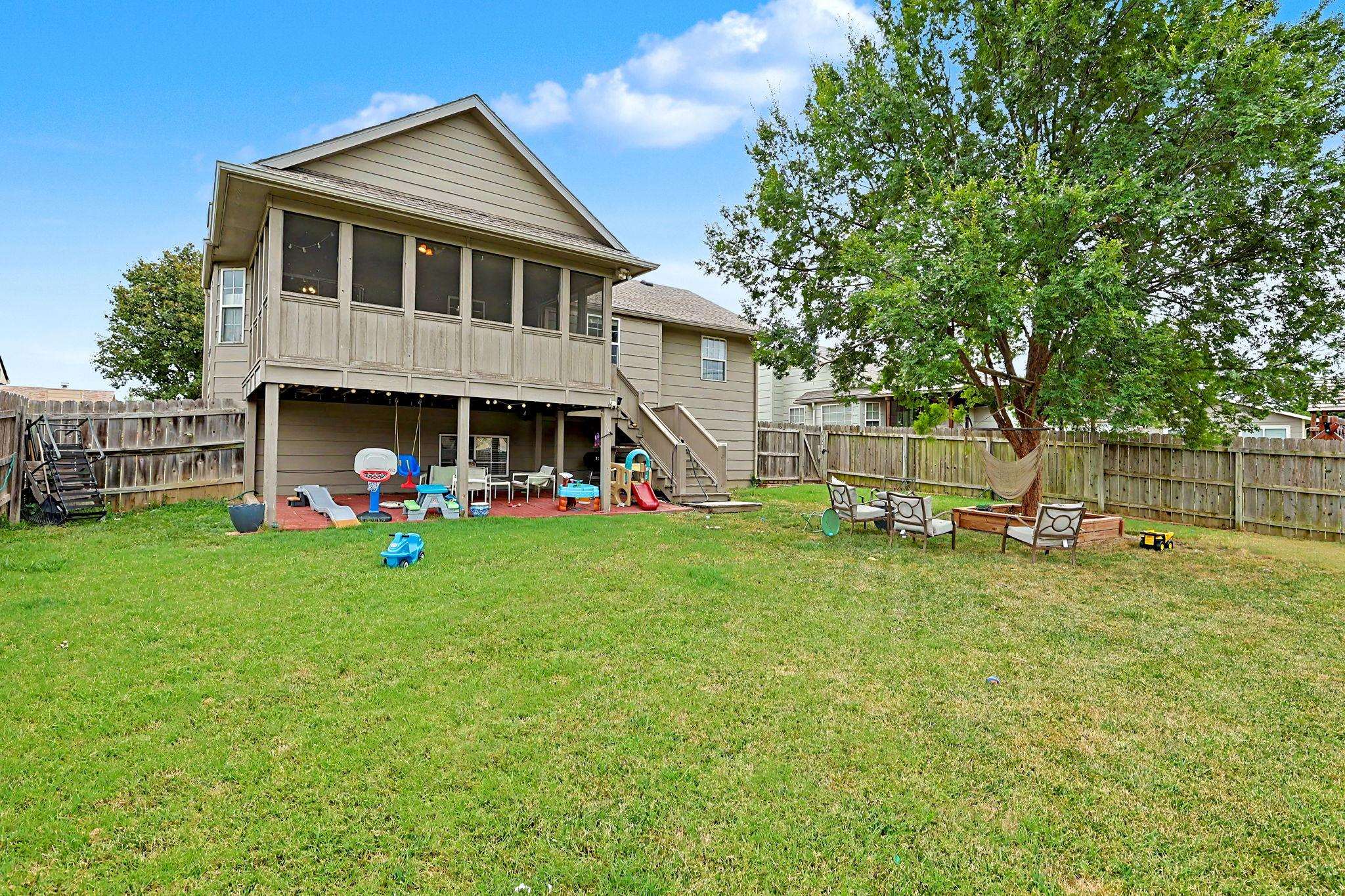4805 E Pembrook Property Photo 36