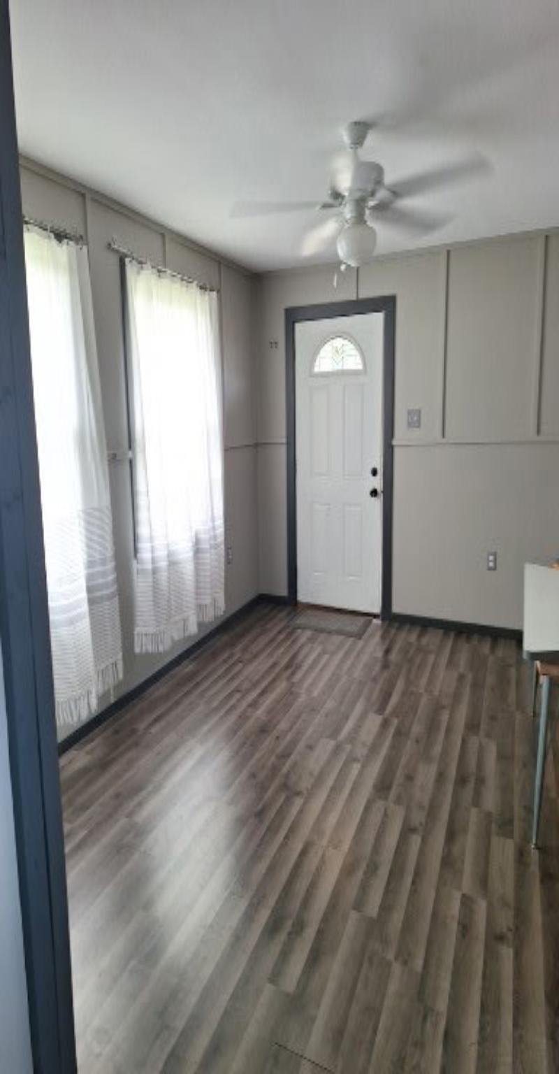140 W Grove Property Photo 13