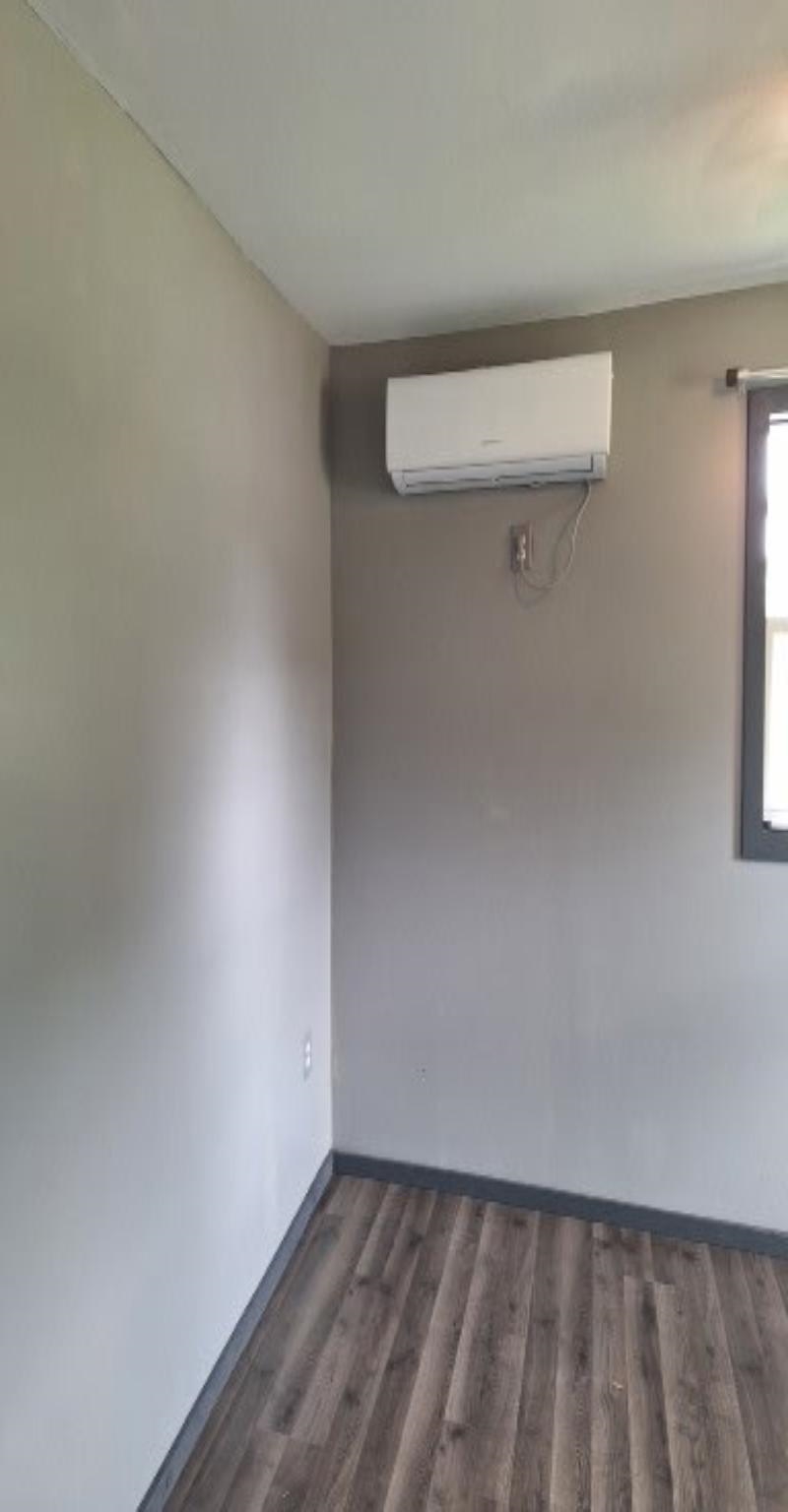 140 W Grove Property Photo 16