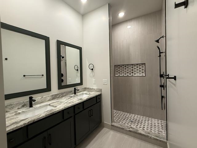 2332 S Nicole St. Property Photo 5