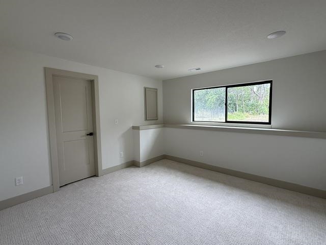 2332 S Nicole St. Property Photo 9