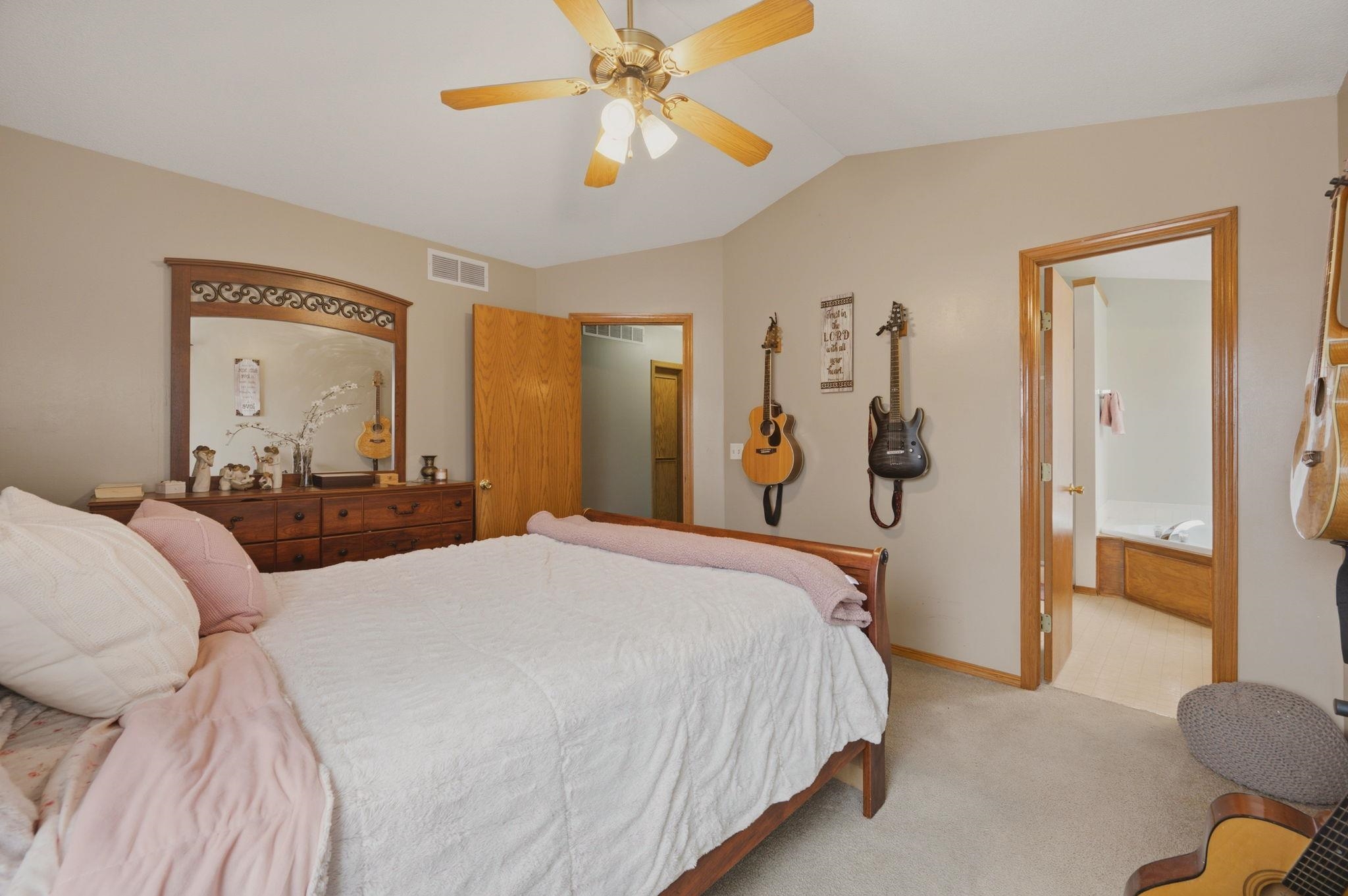 11010 W Ryan St Property Photo 12