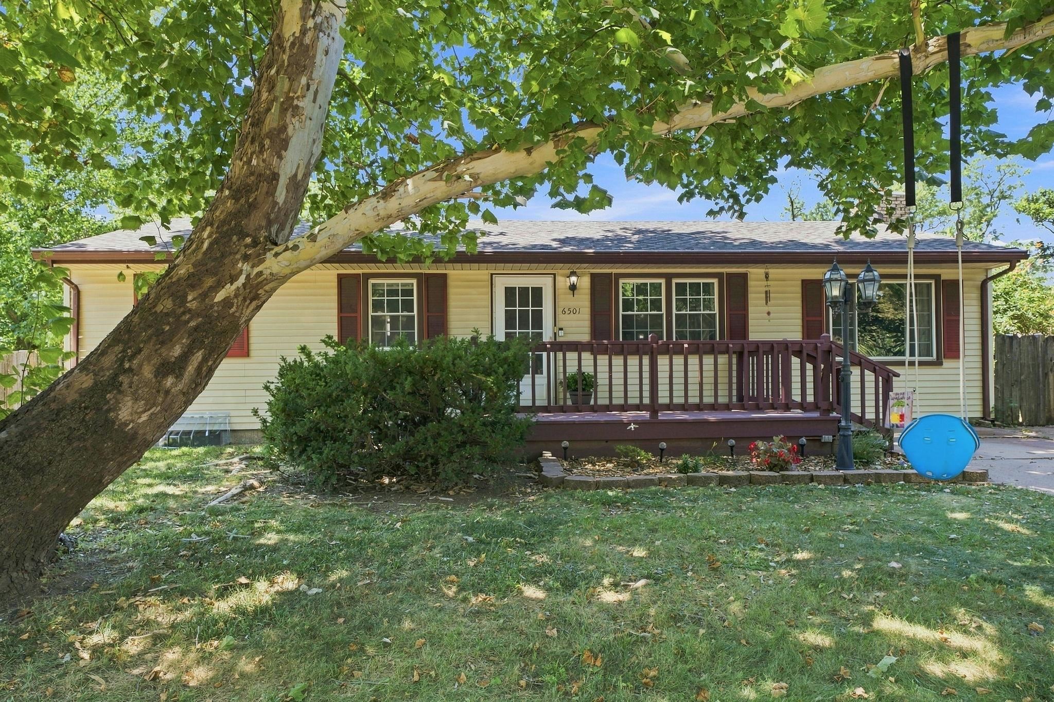 6501 N Randall Dr Property Photo 1