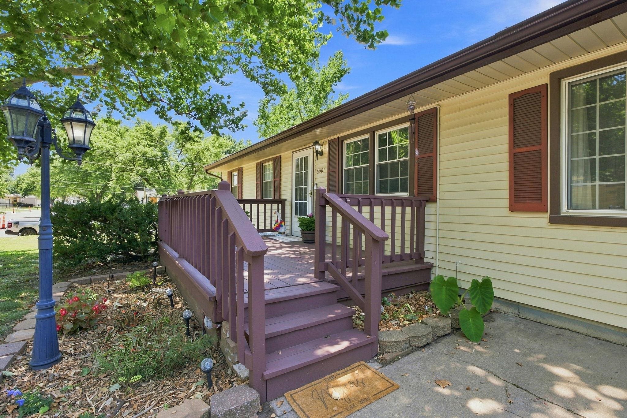 6501 N Randall Dr Property Photo 2
