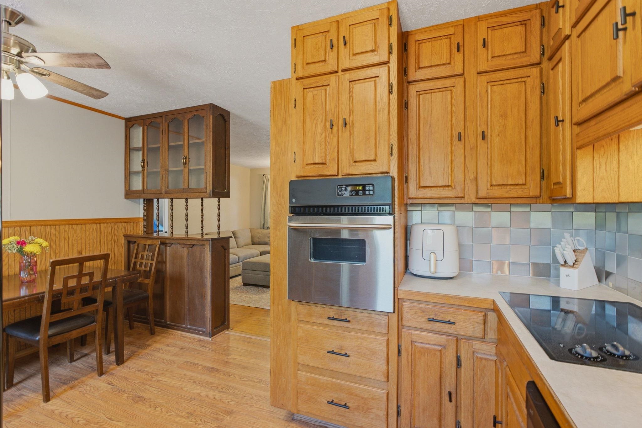 6501 N Randall Dr Property Photo 10