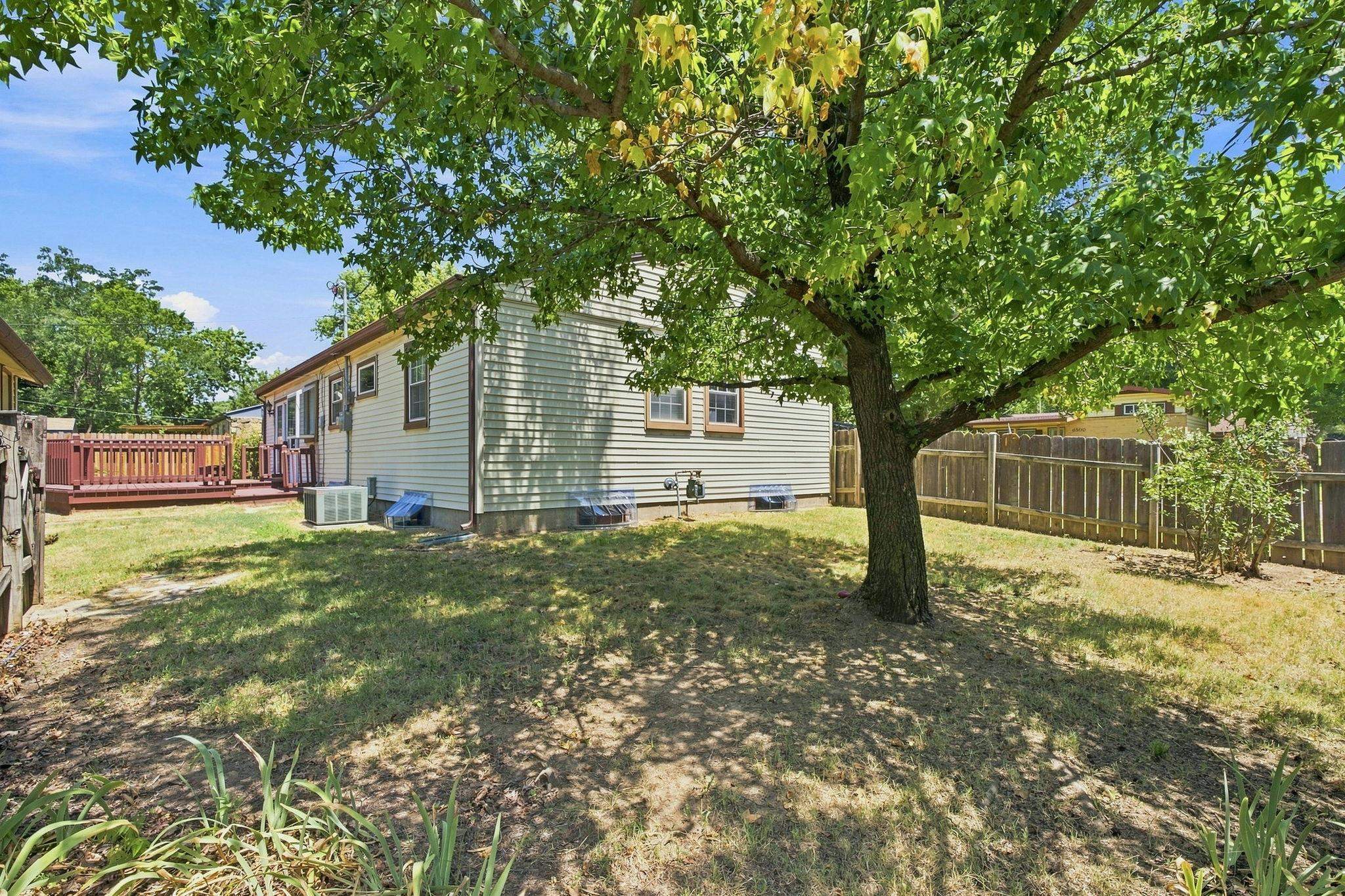 6501 N Randall Dr Property Photo 23