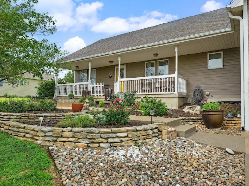 1802 Bluestem Ln. Property Photo 3