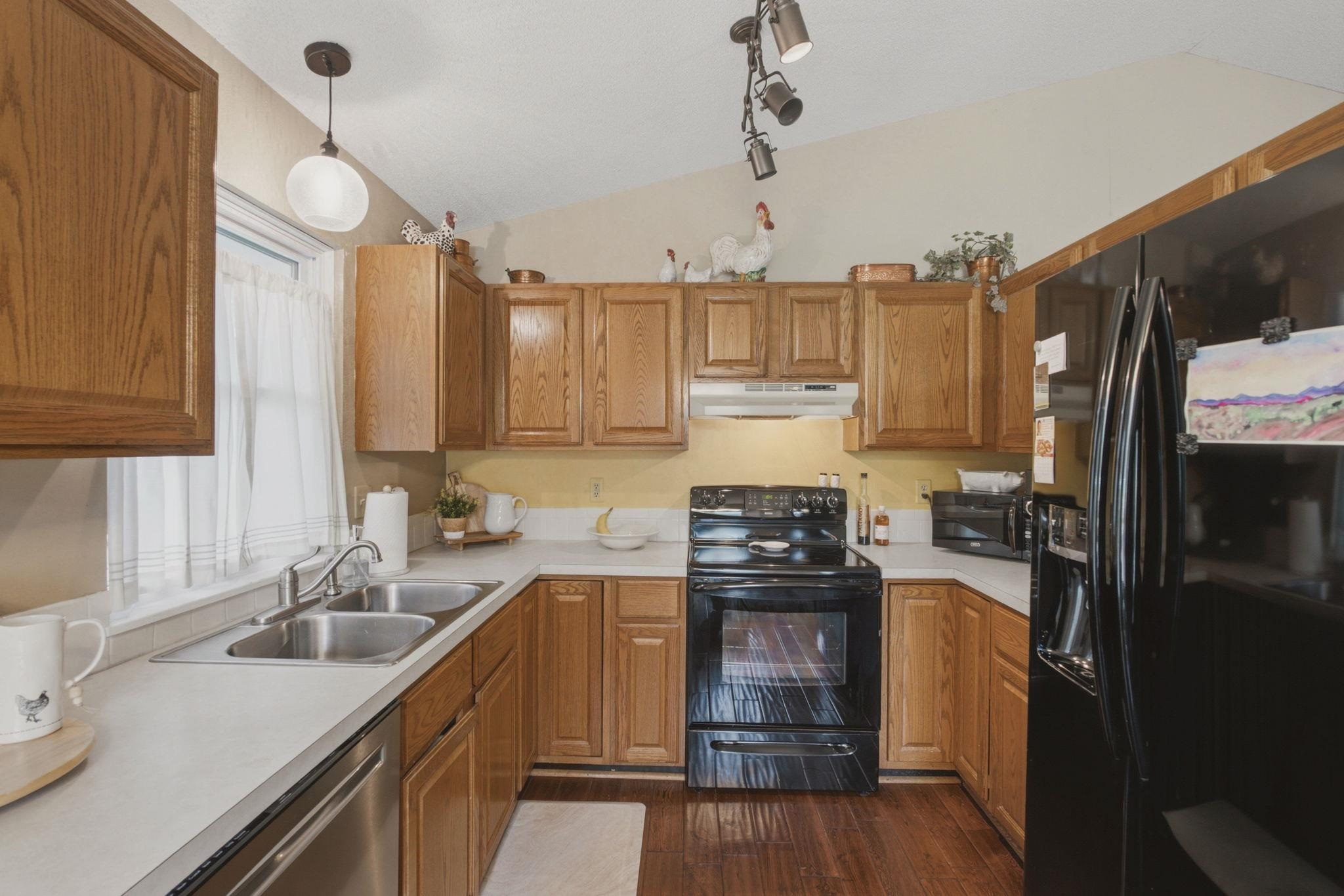 1231 S Longford Property Photo 12