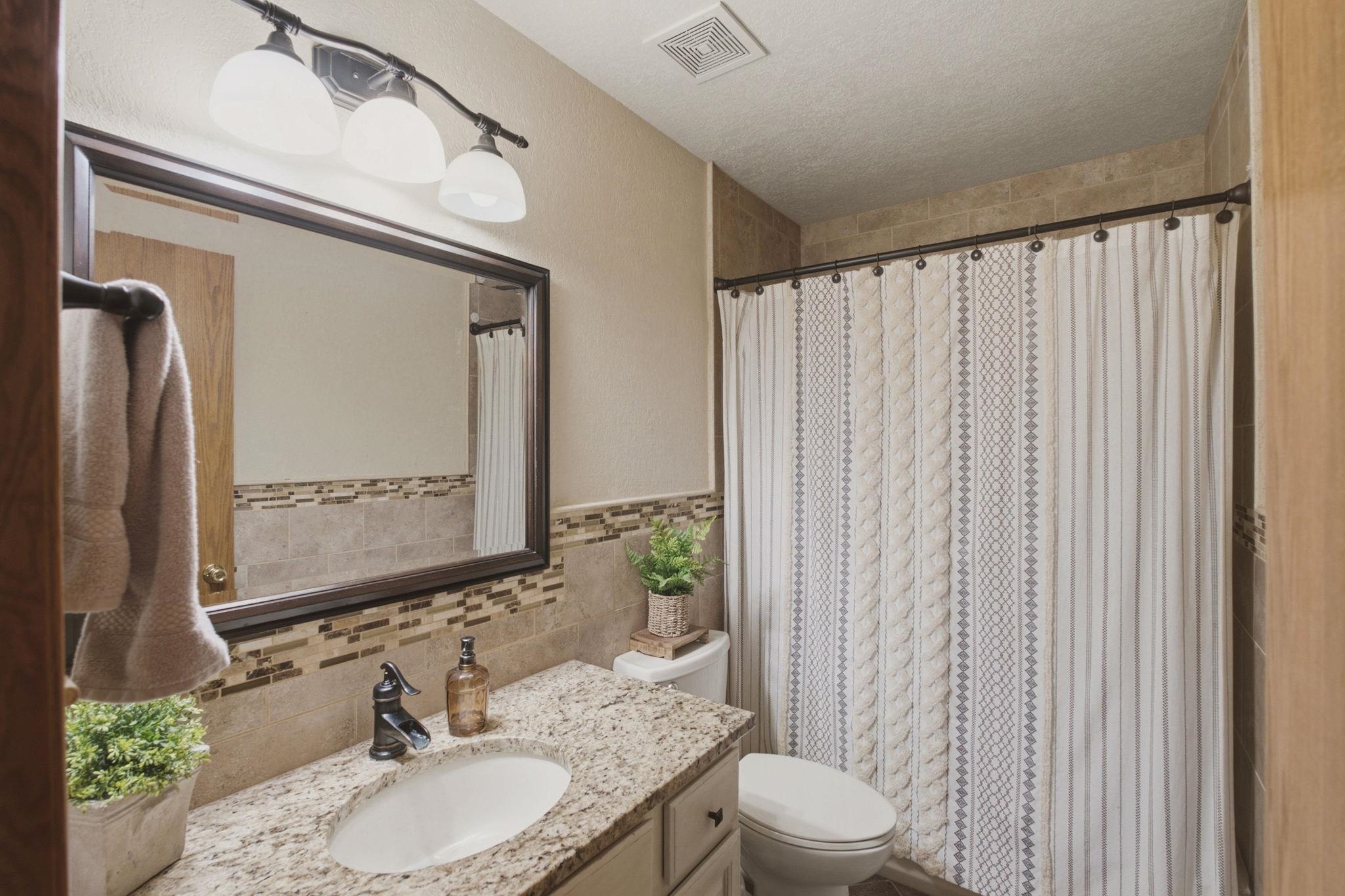 1231 S Longford Property Photo 14