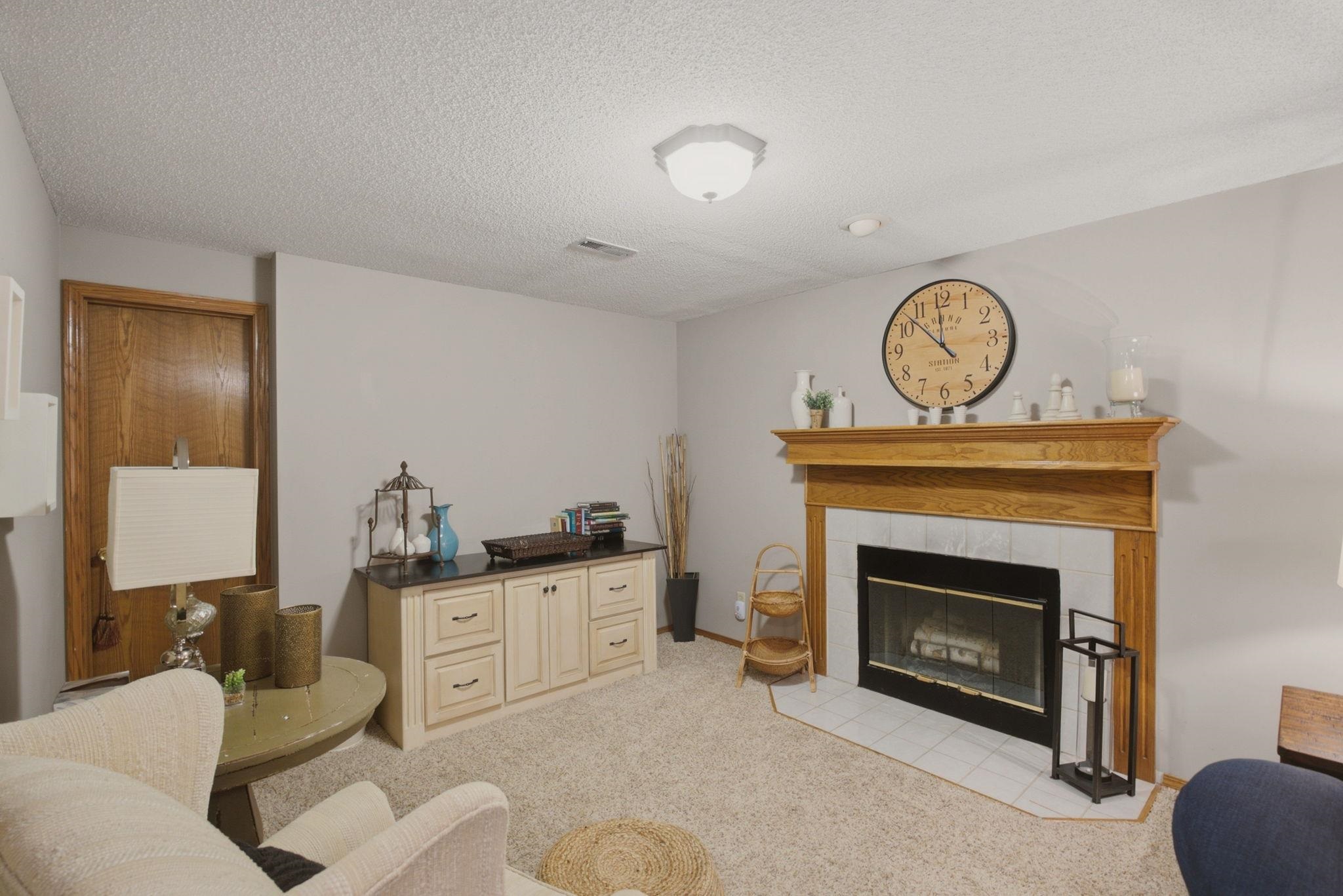 1231 S Longford Property Photo 23