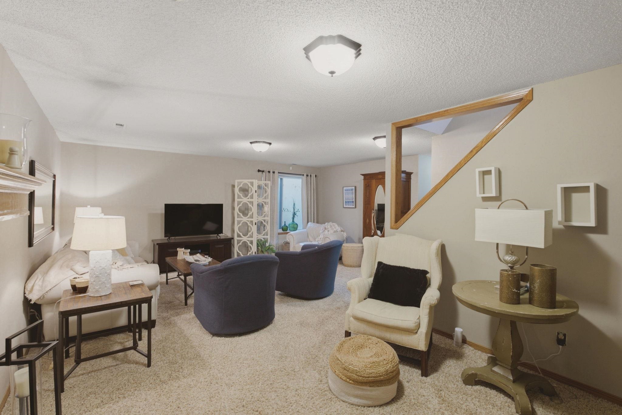 1231 S Longford Property Photo 24