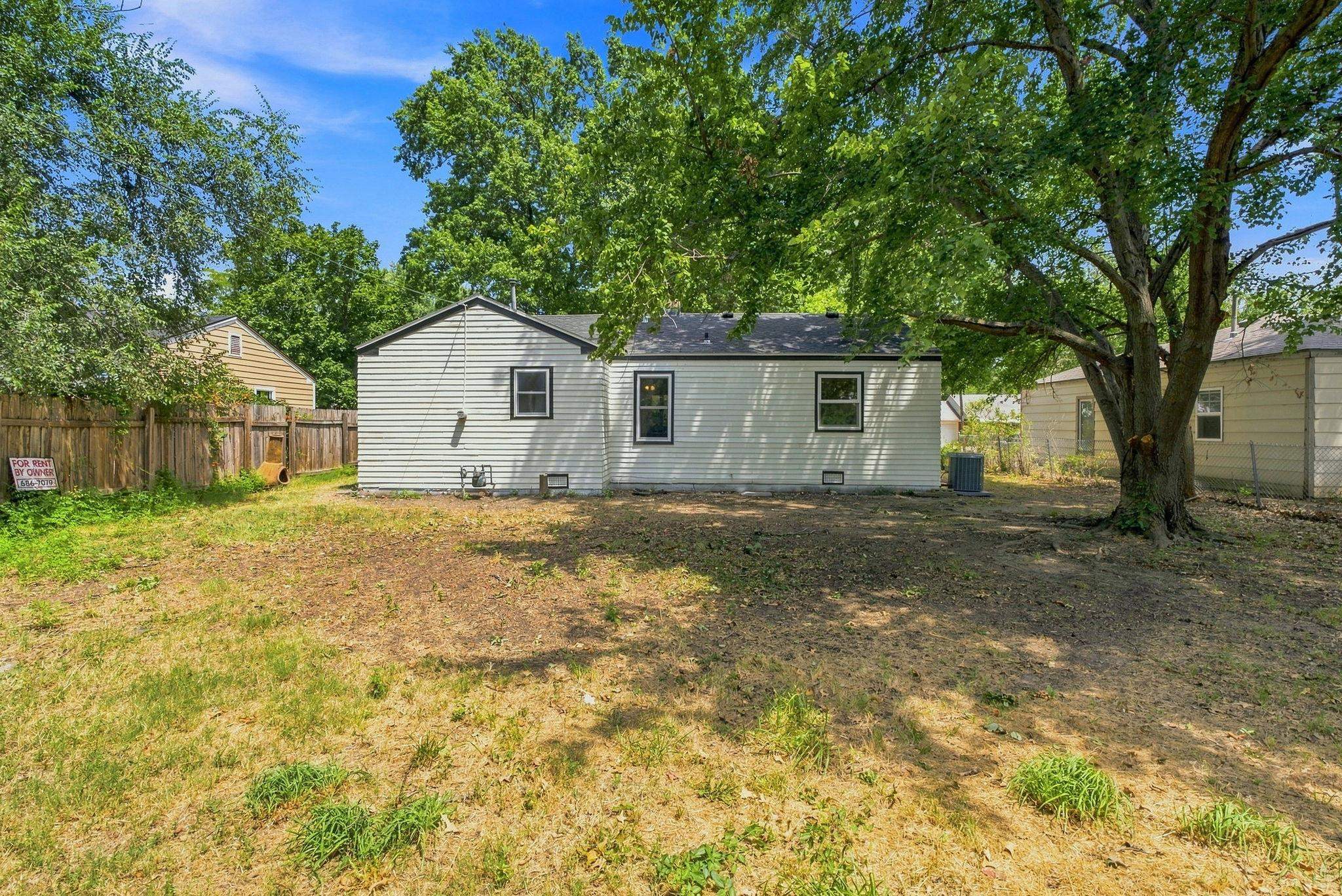 821 S Christine St Property Photo 24