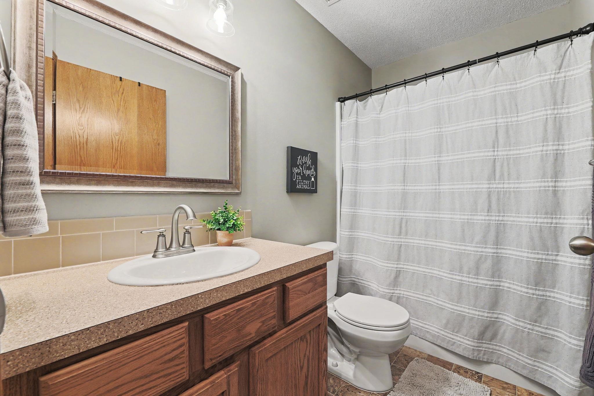 843 E Winding Lane St Property Photo 20