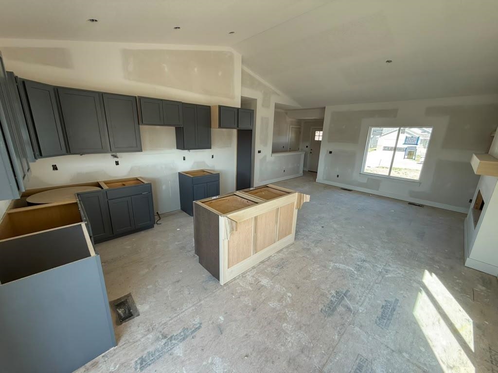 5055 N Toben Ct Property Photo 4