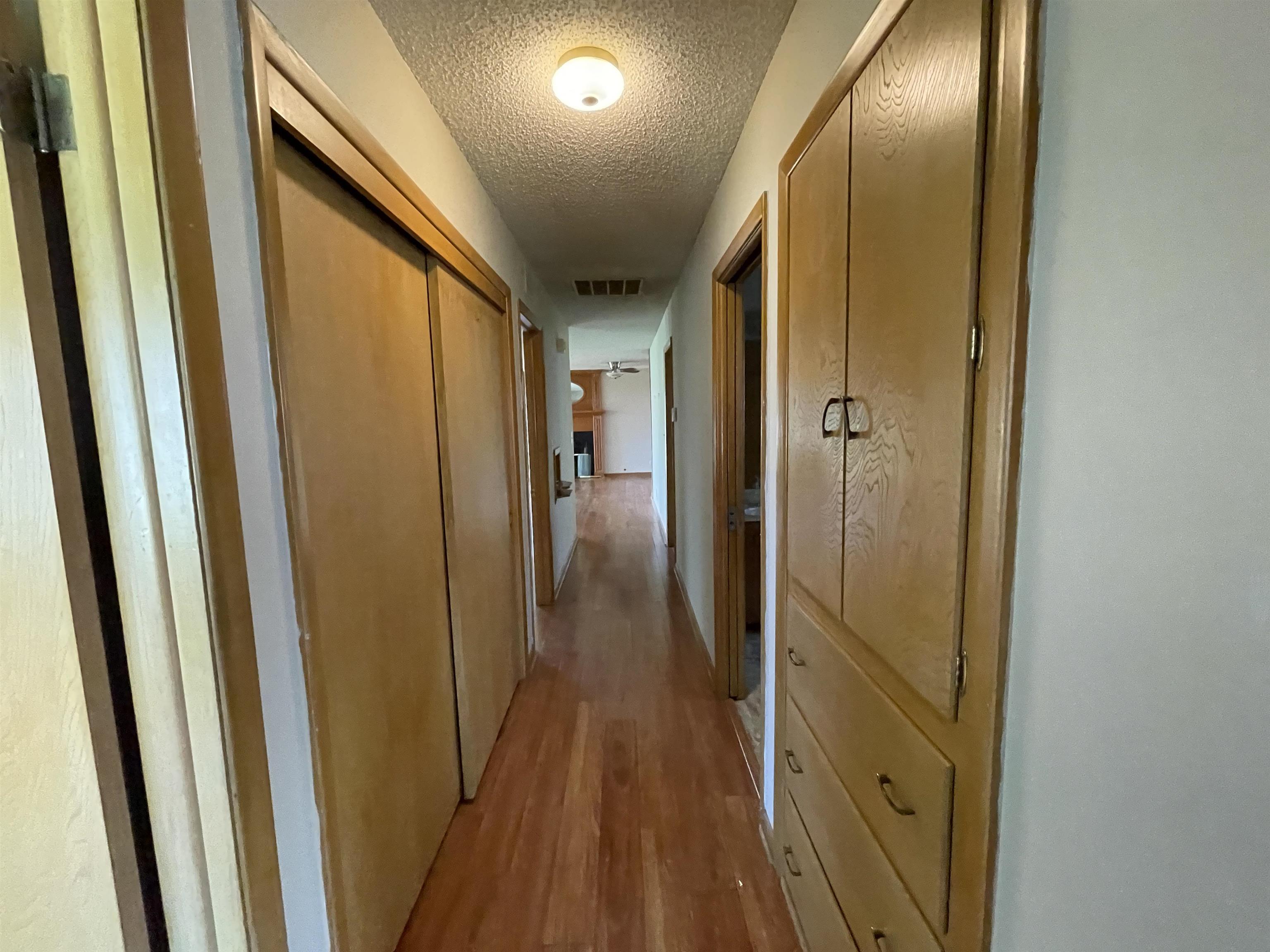 415 N Gardner Property Photo 14