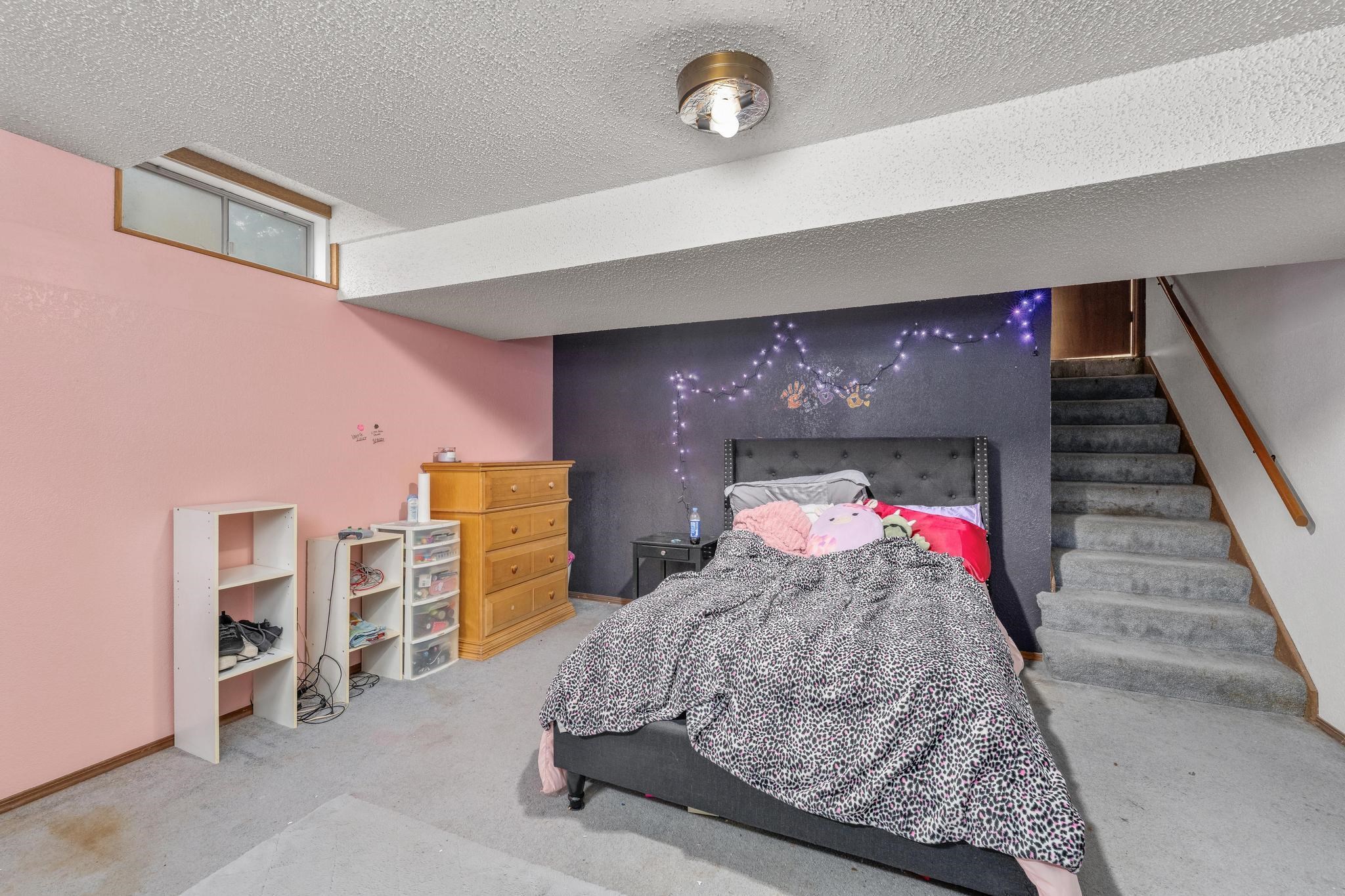 3 N Willow Property Photo 22