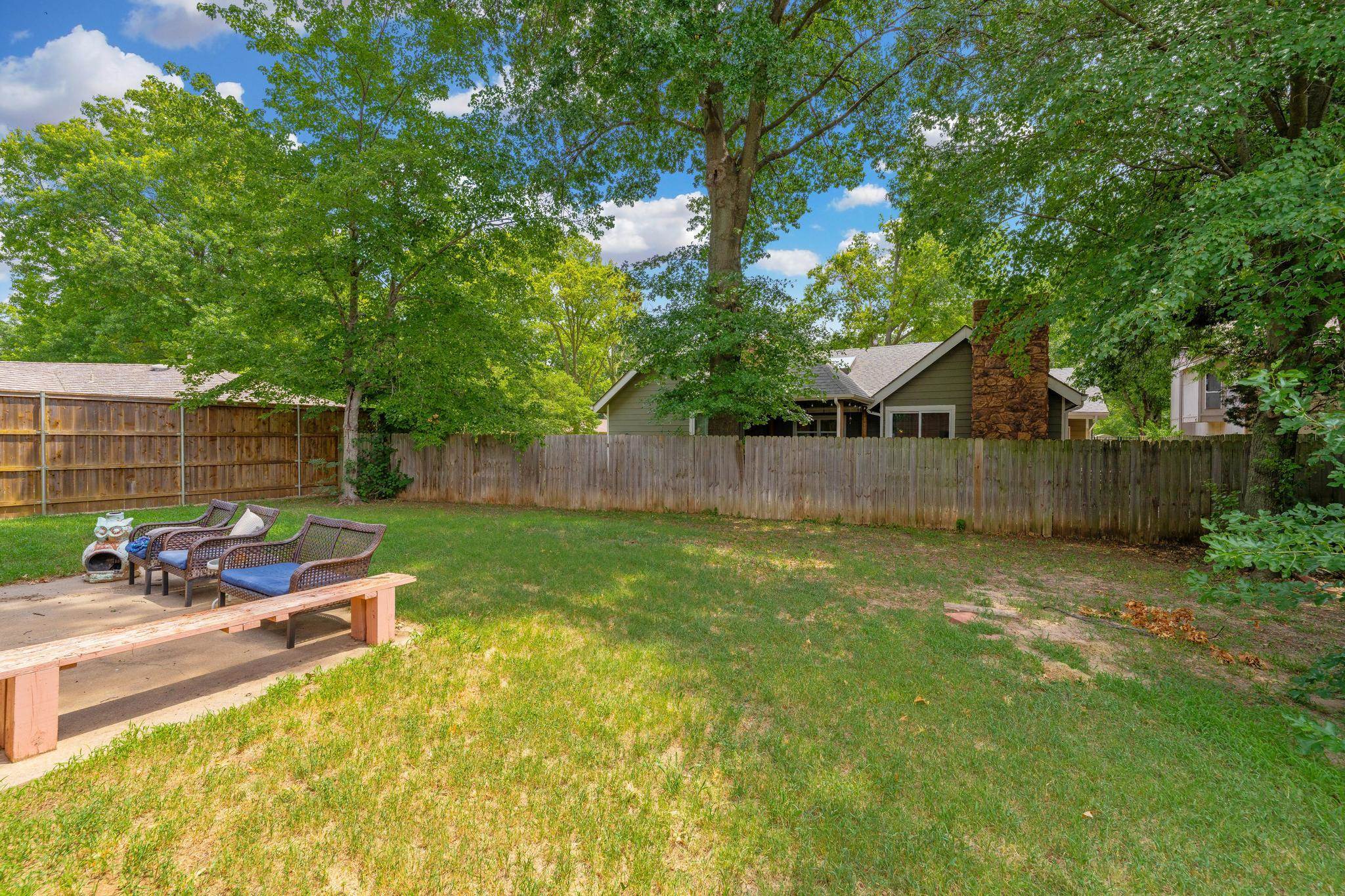 3 N Willow Property Photo 24
