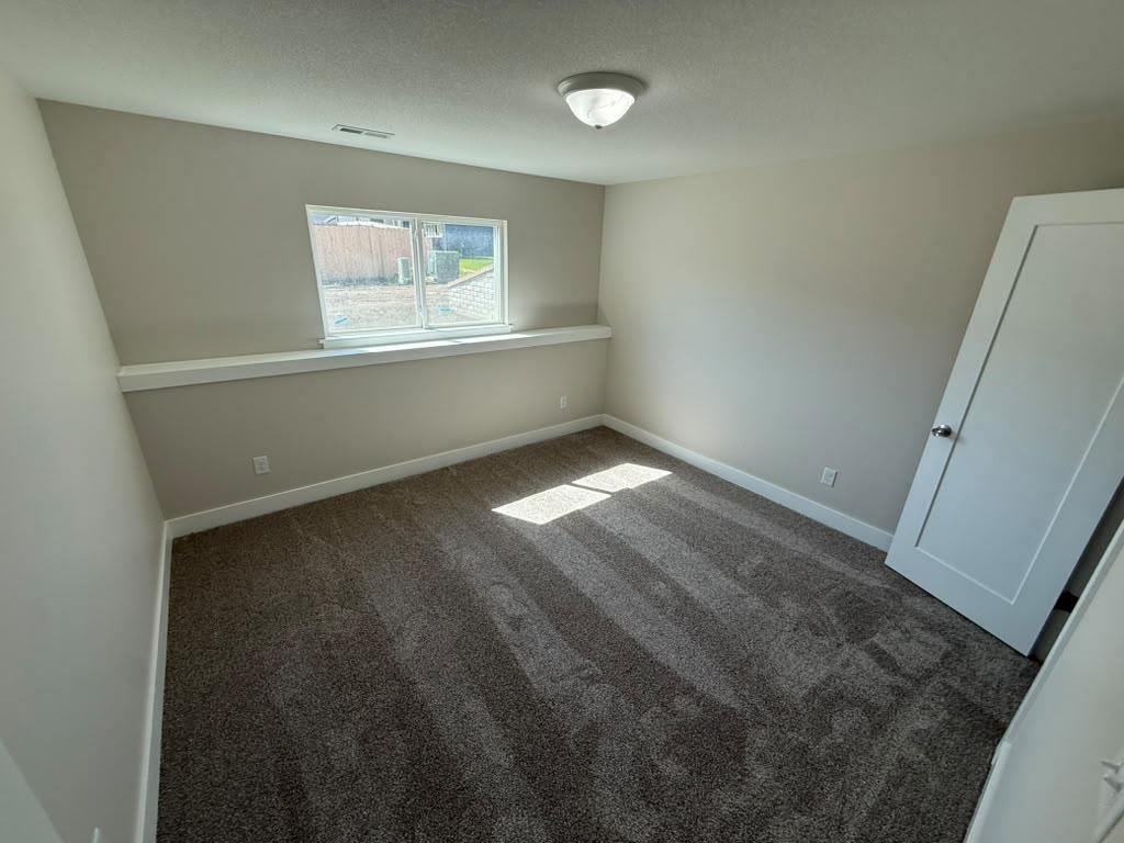 5061 N Toben Ct Property Photo 17
