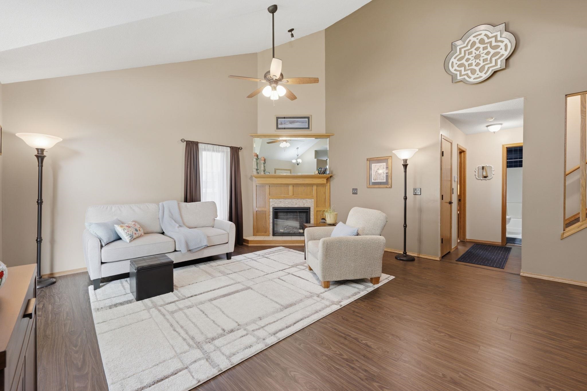 10810 W Rolling Hills Property Photo 6