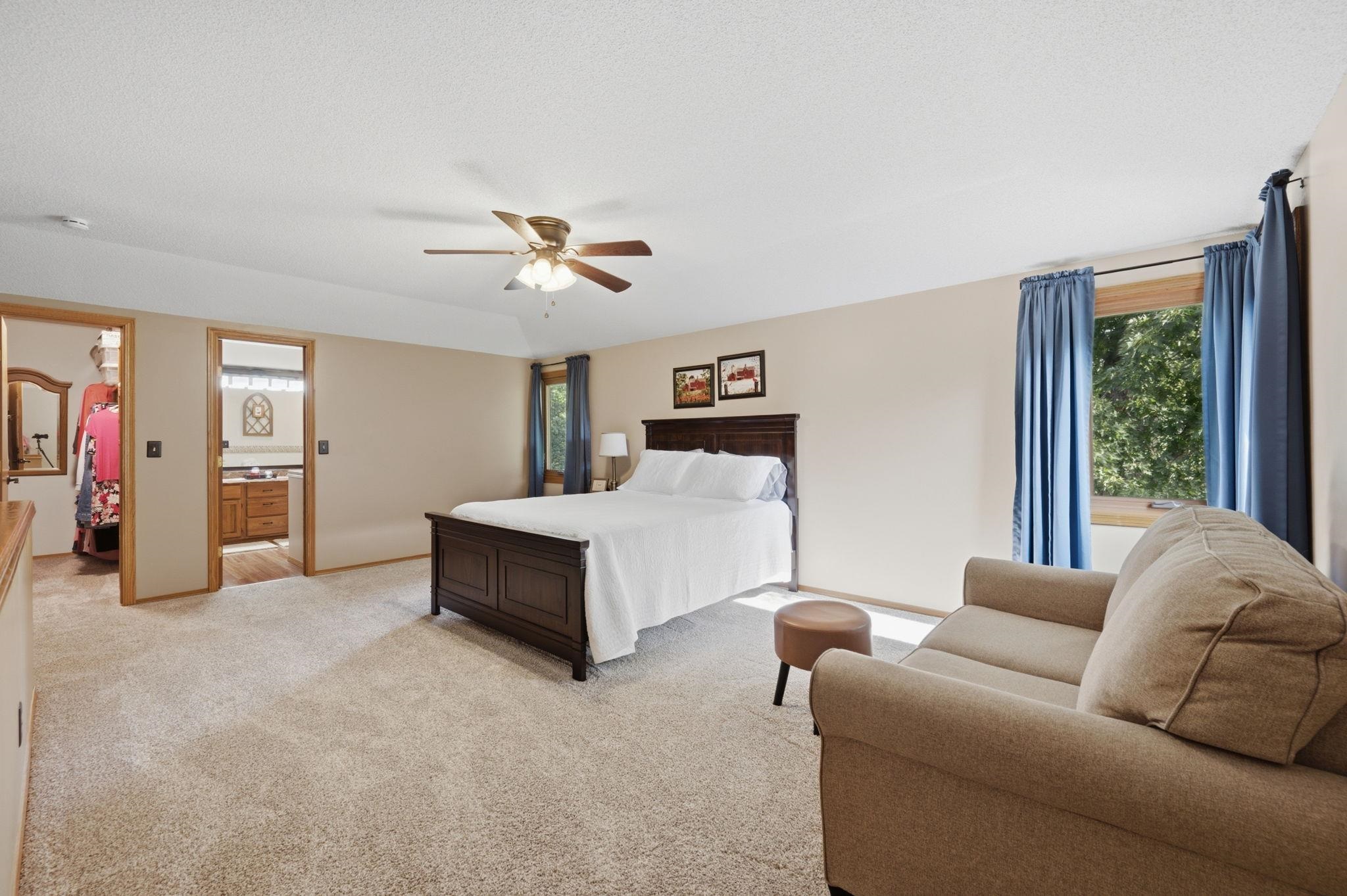 10810 W Rolling Hills Property Photo 16