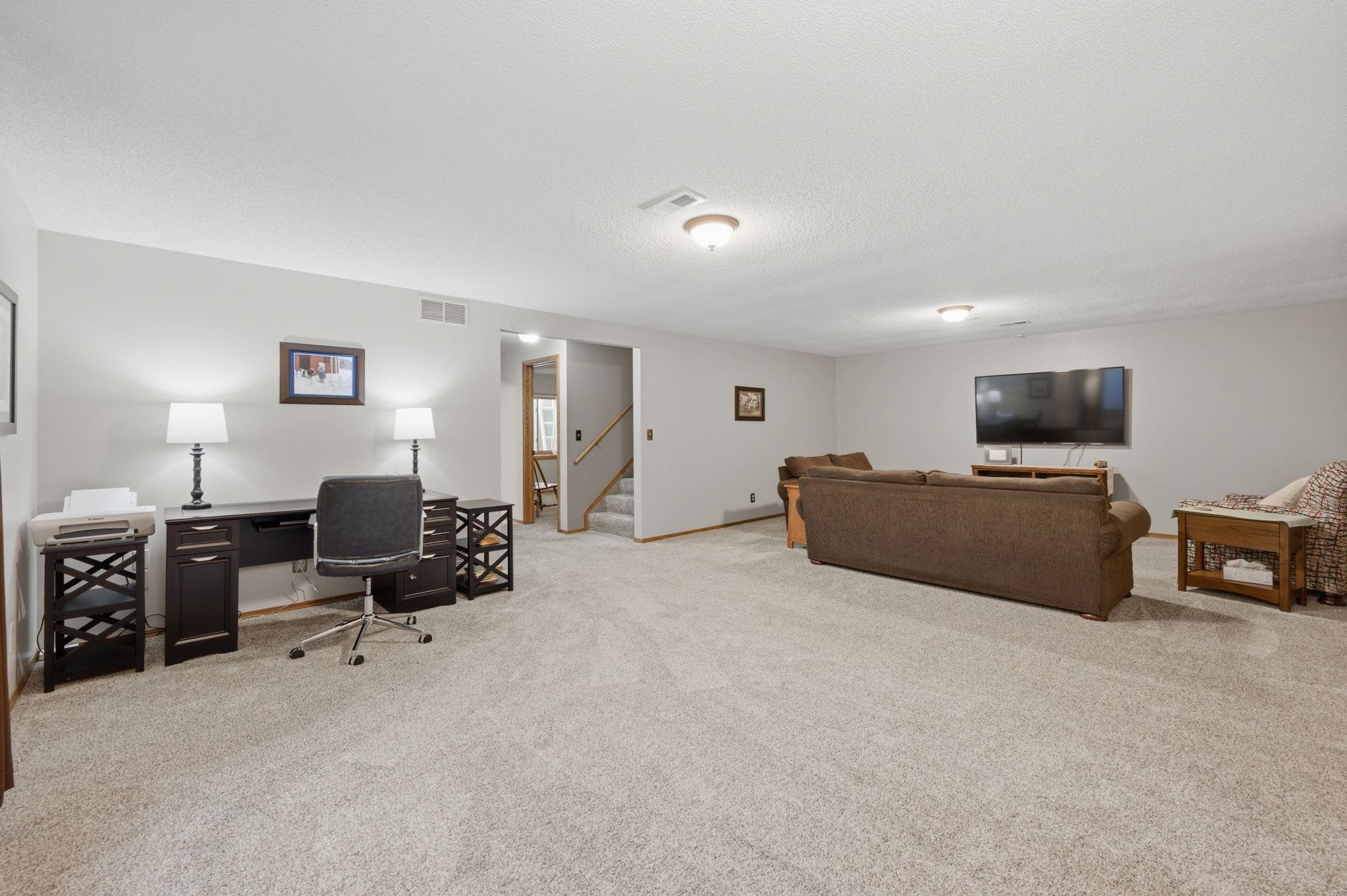 10810 W Rolling Hills Property Photo 24