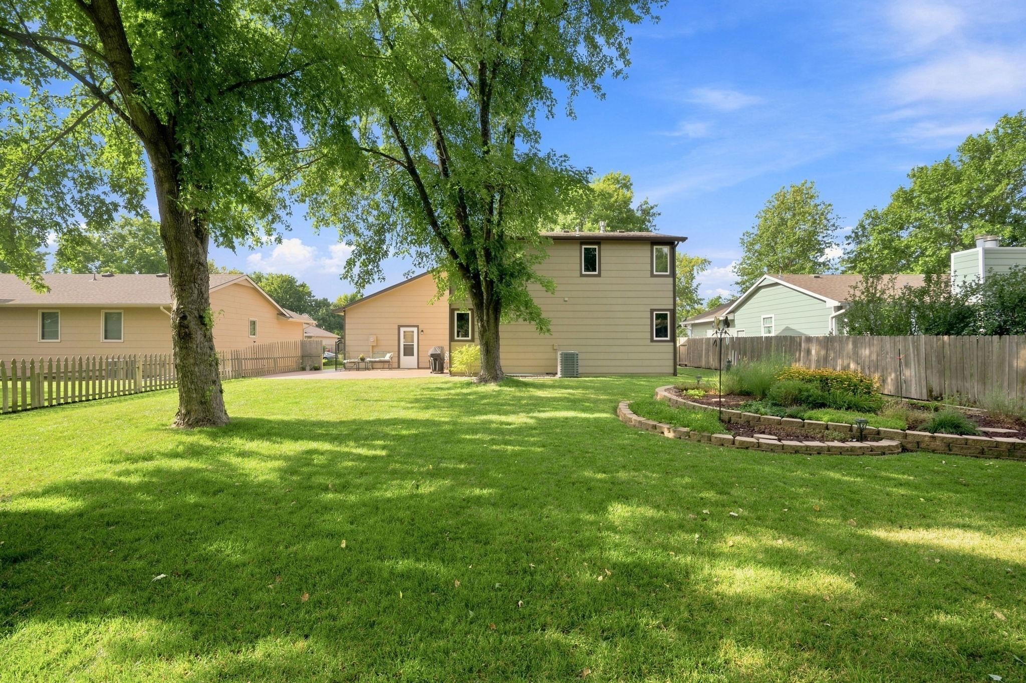 10810 W Rolling Hills Property Photo 30