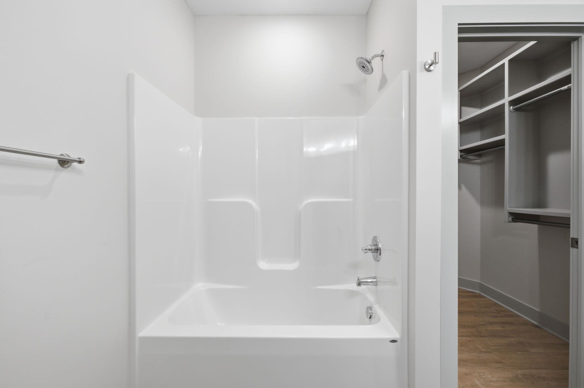1118 Sontag Ct Property Photo 17