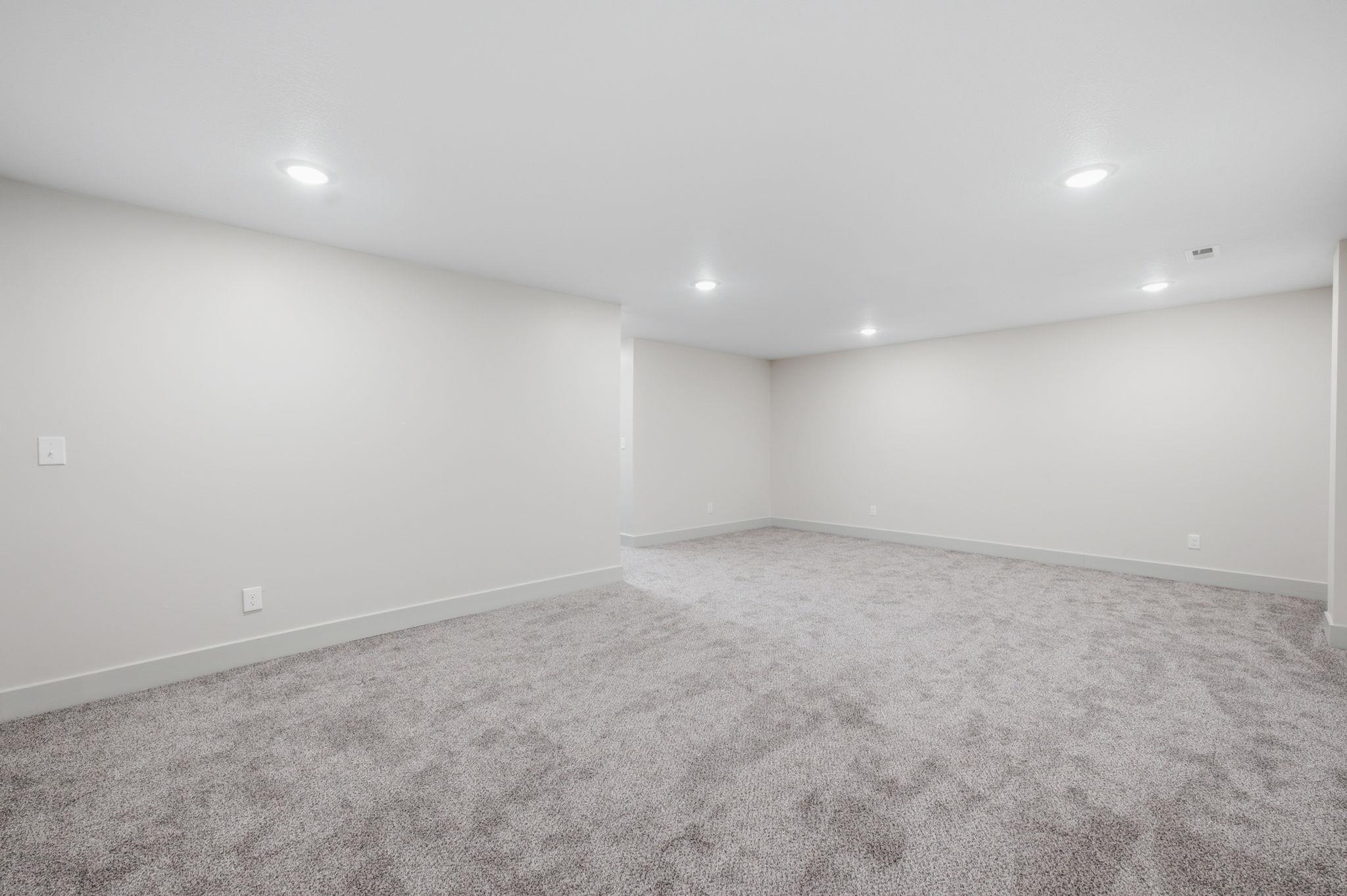 1118 Sontag Ct Property Photo 23