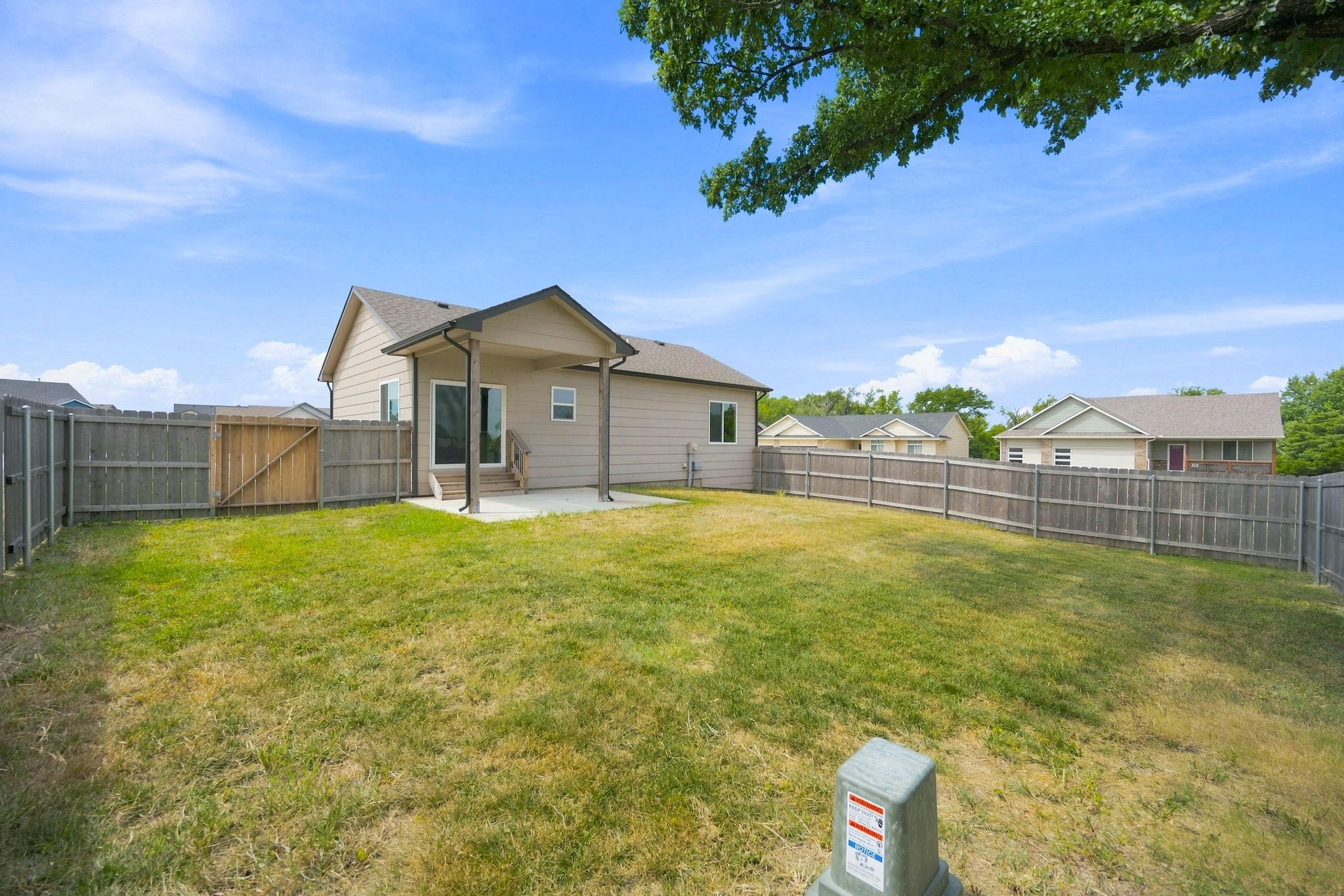 1118 Sontag Ct Property Photo 33