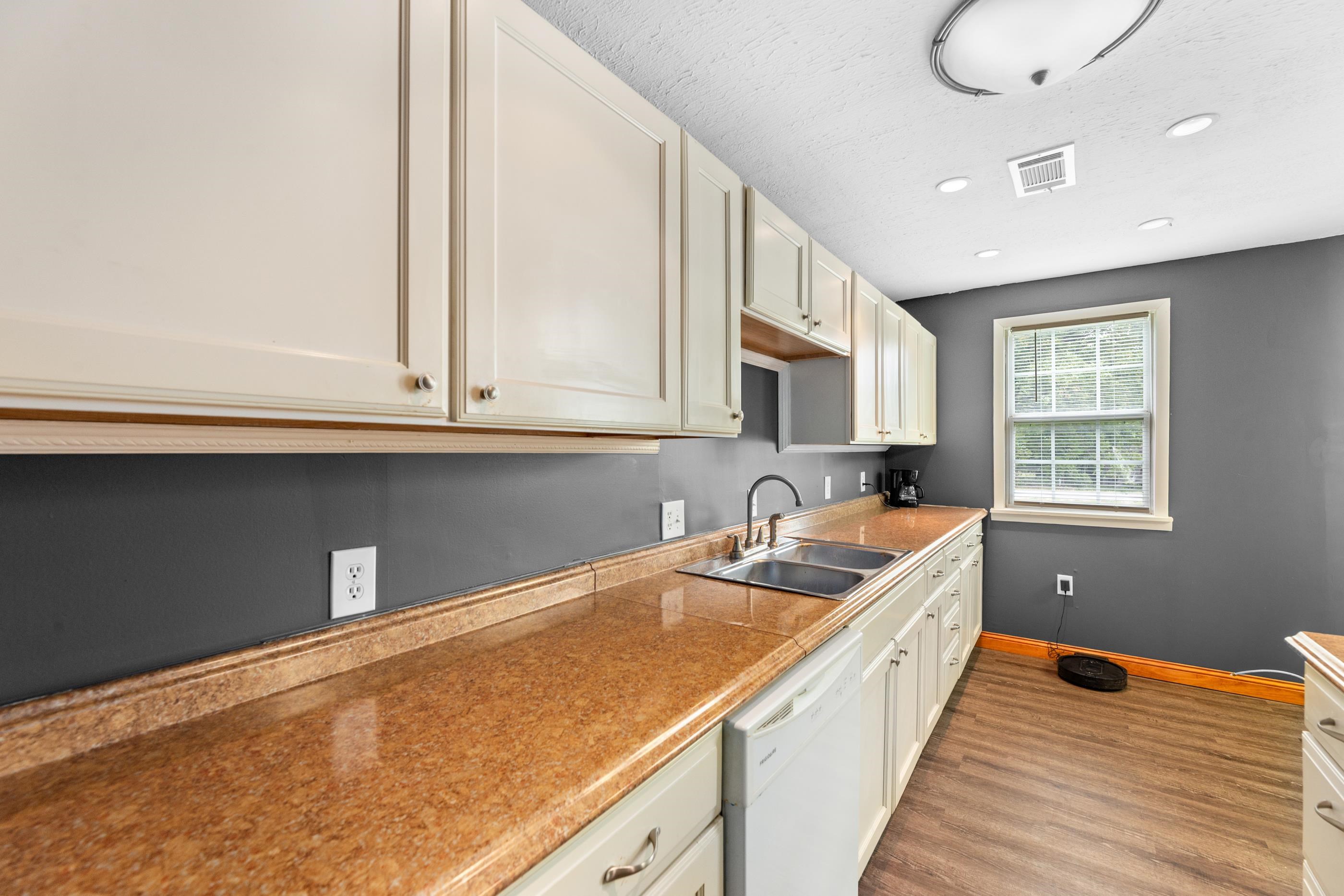 5931 N Legion Property Photo 22